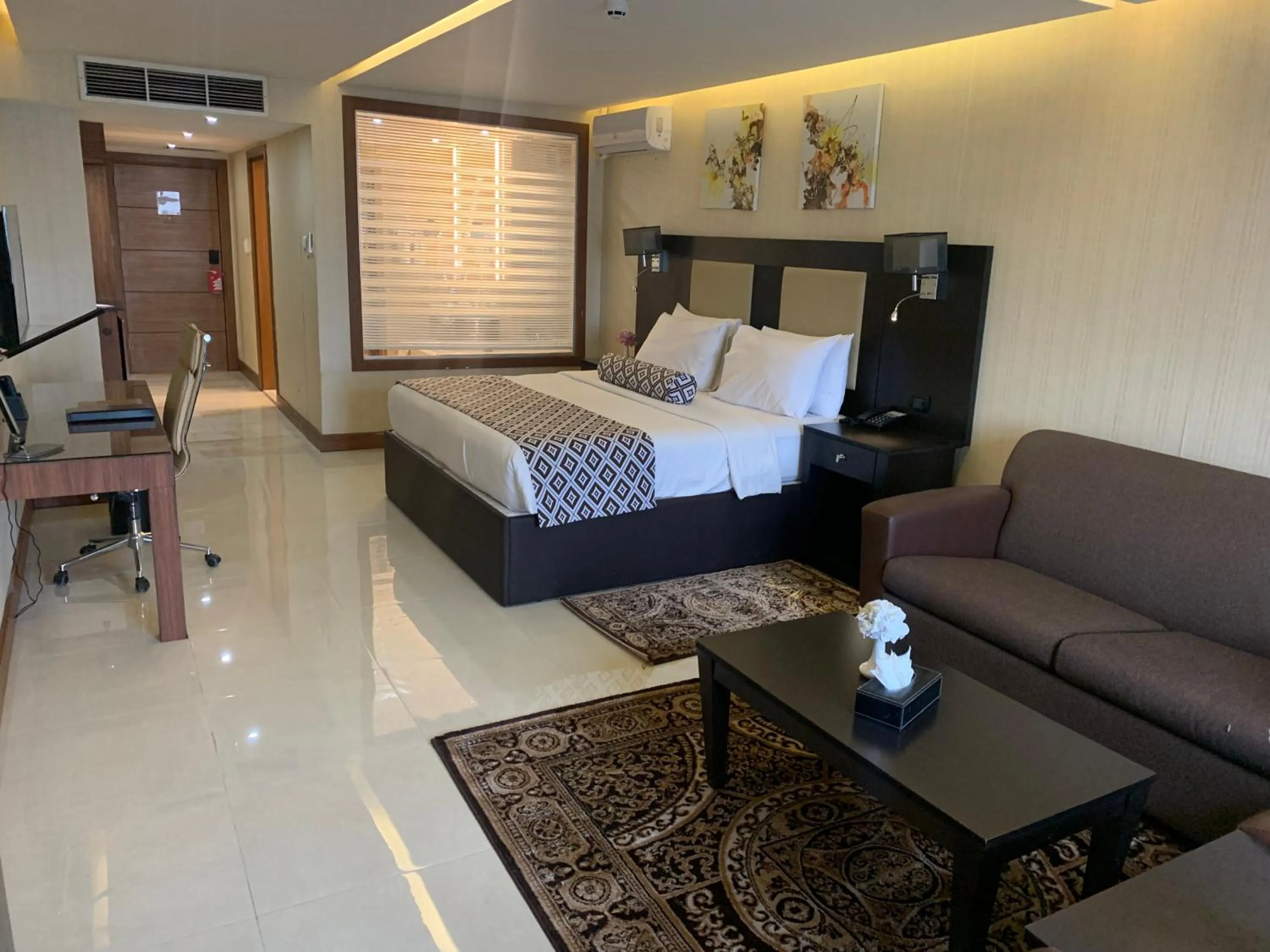 Photo of the whole room in Olive Tree Amman