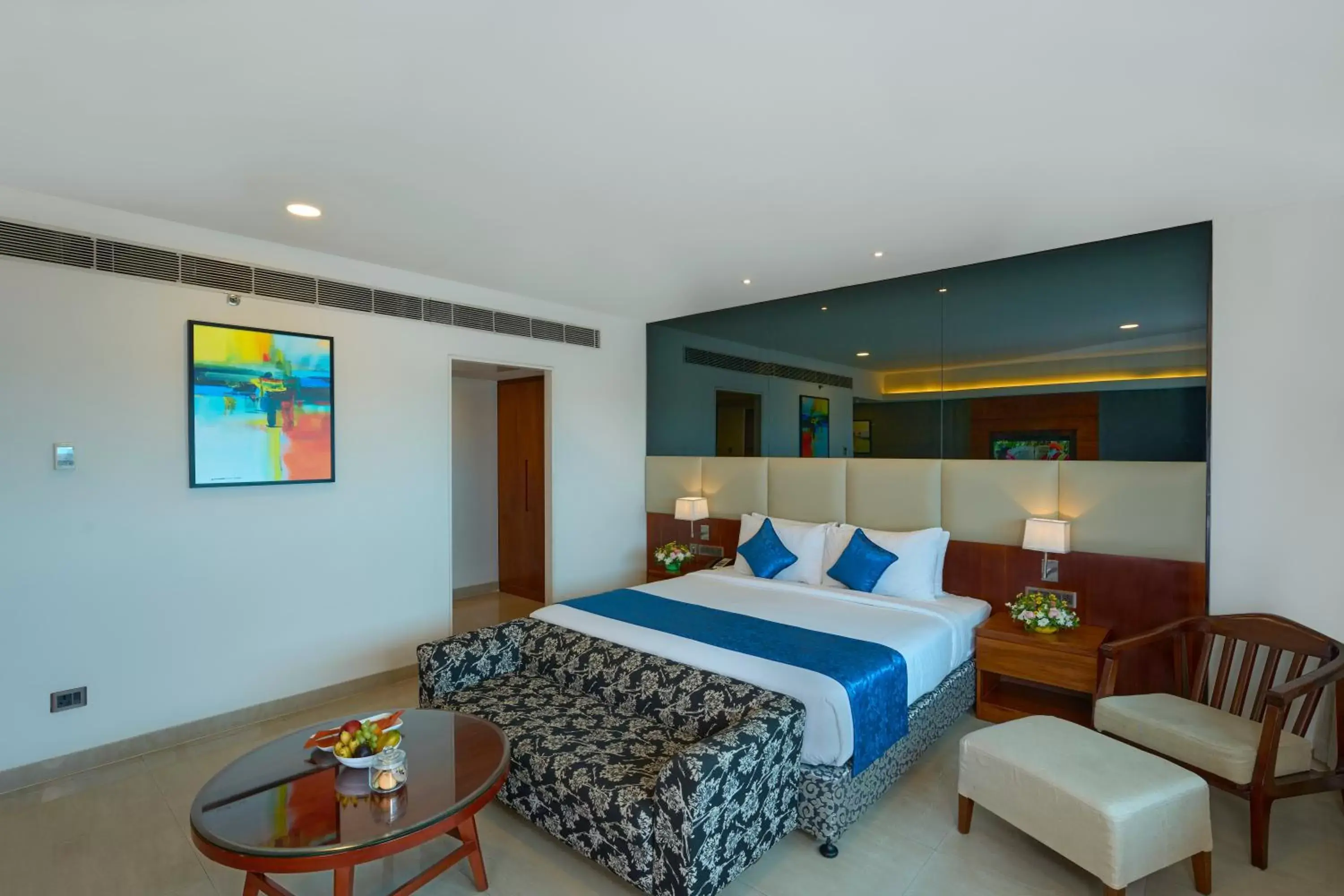 Bed in The Raviz Calicut