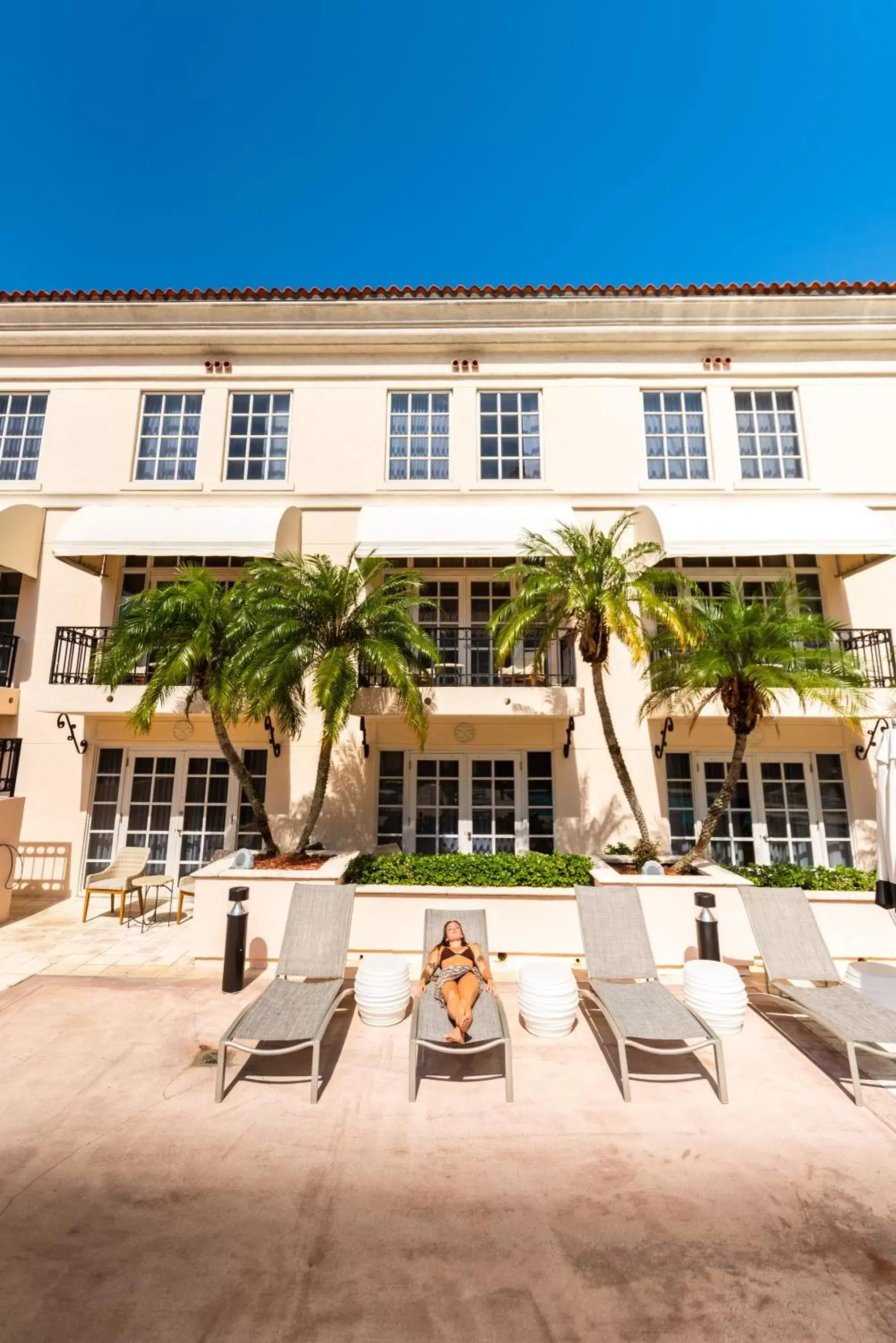 Swimming pool, Property Building in Hyatt Regency Coral Gables in Miami