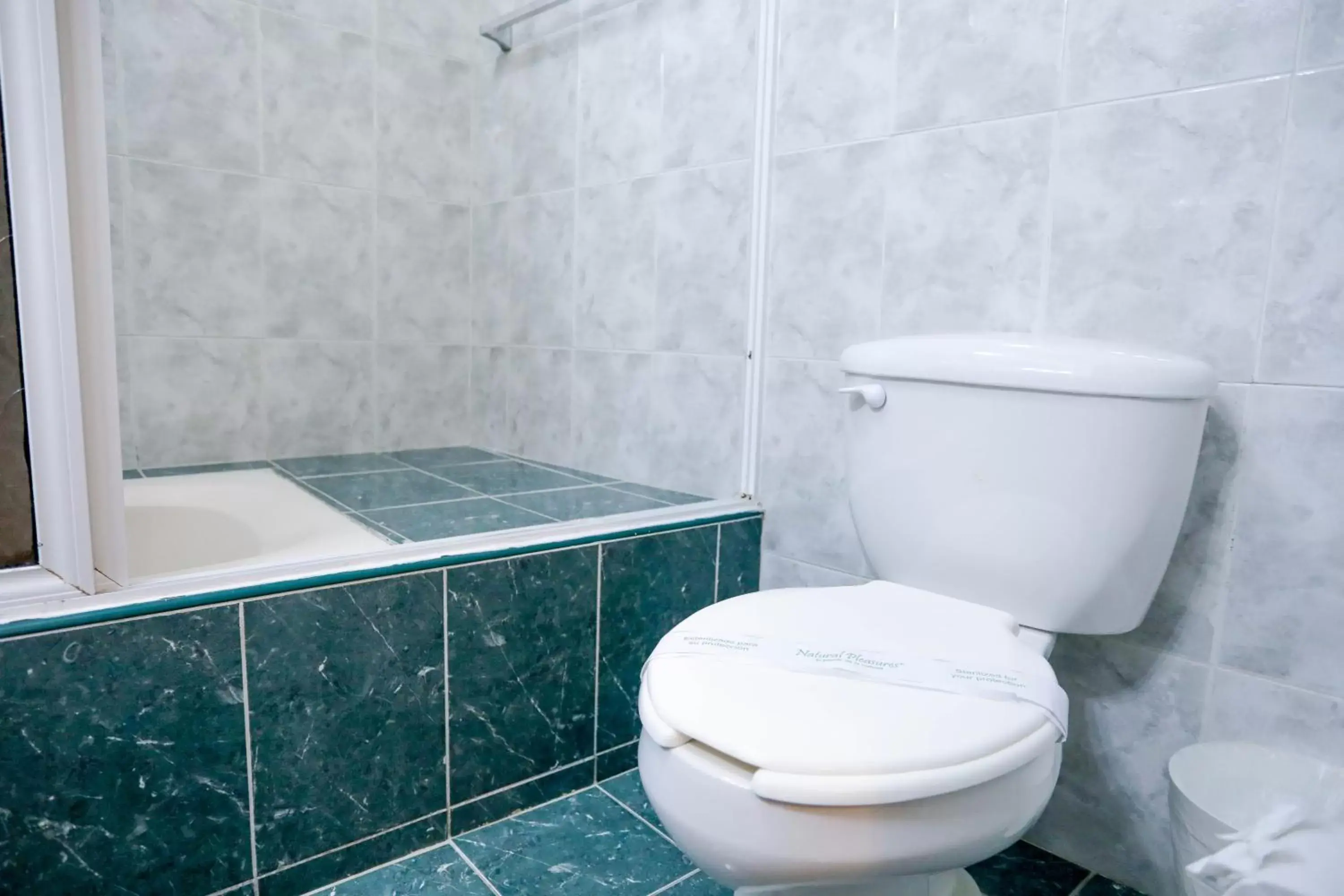 Bathroom in Hotel Avenida Cancun