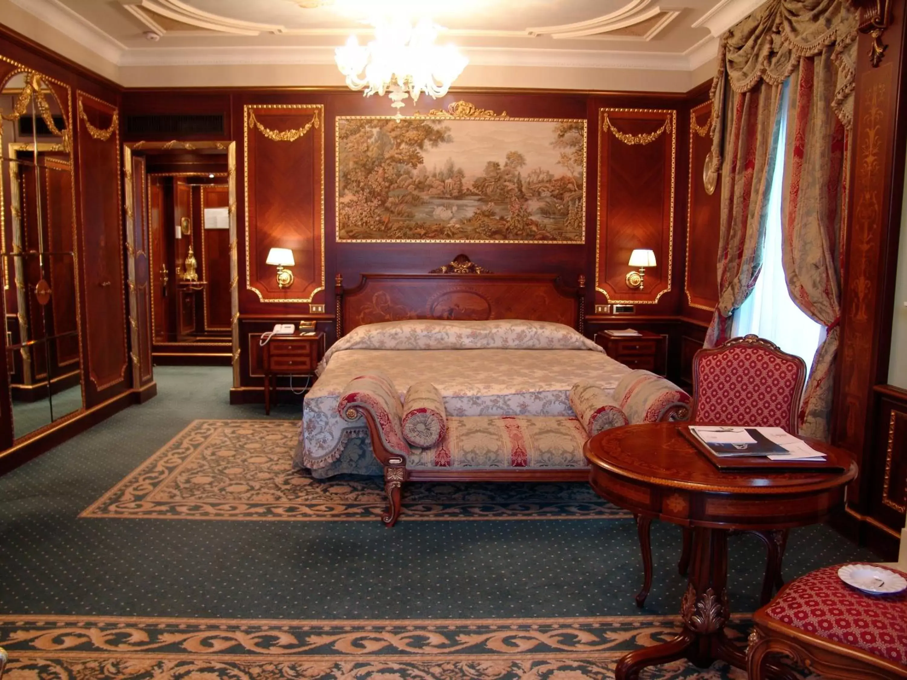Decorative detail, Bed in Grand Hotel des Iles Borromées & SPA