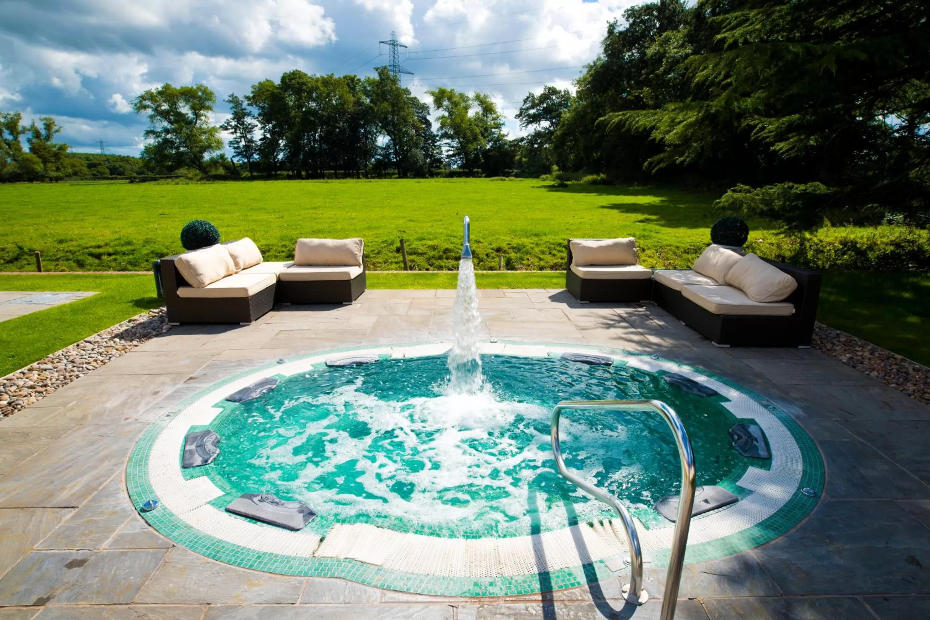 Hot Tub in Thornton Hall Hotel & Spa
