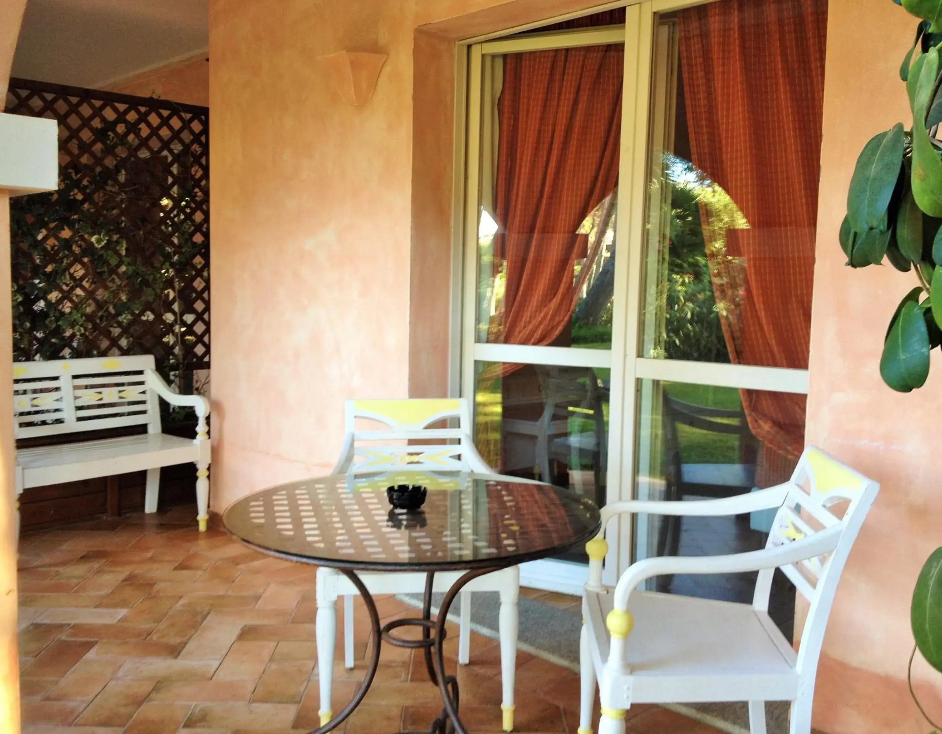 Patio, Patio/Outdoor Area in Hotel Cala Caterina