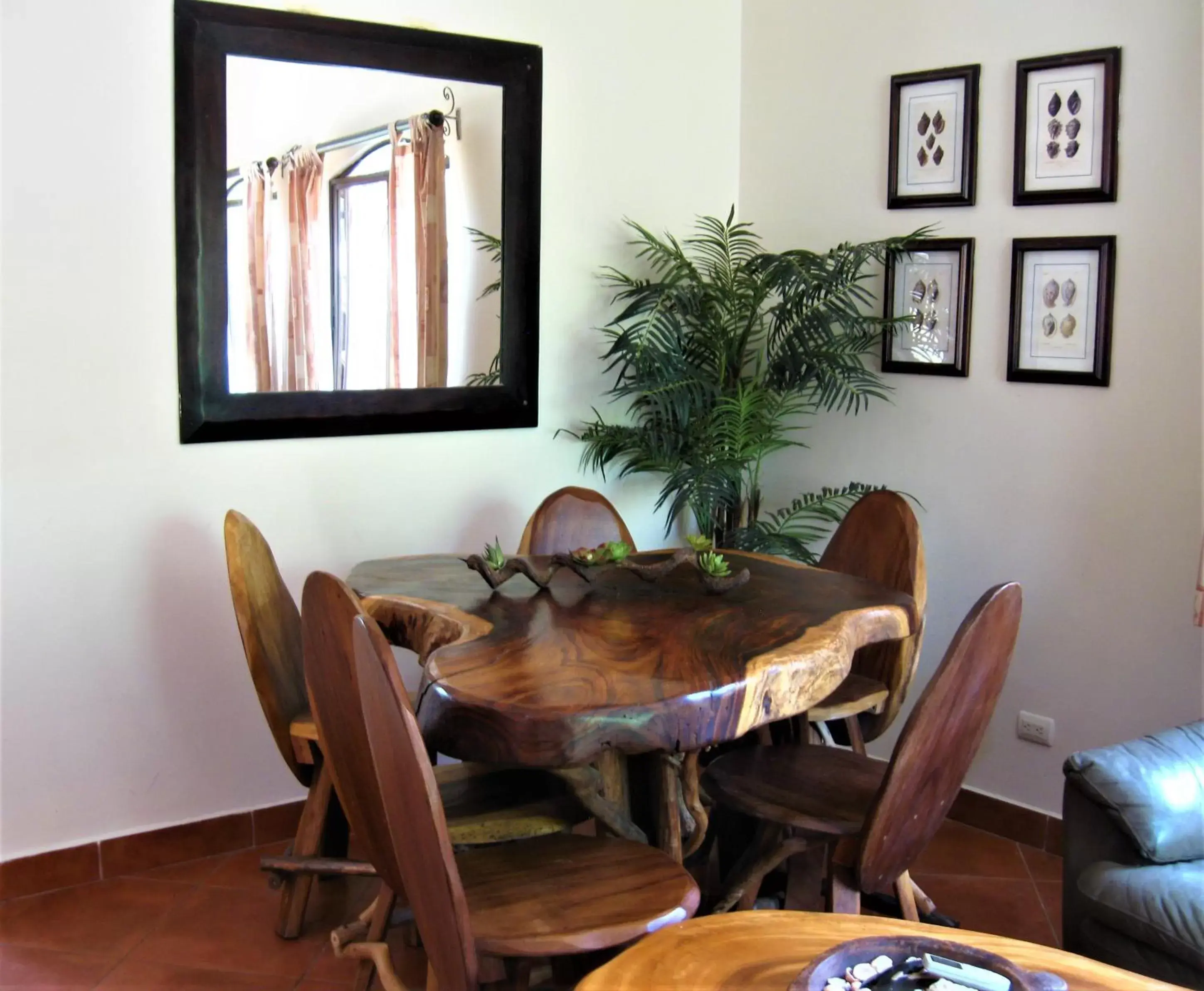 Decorative detail, Restaurant/Places to Eat in Las Brisas Resort and Villas