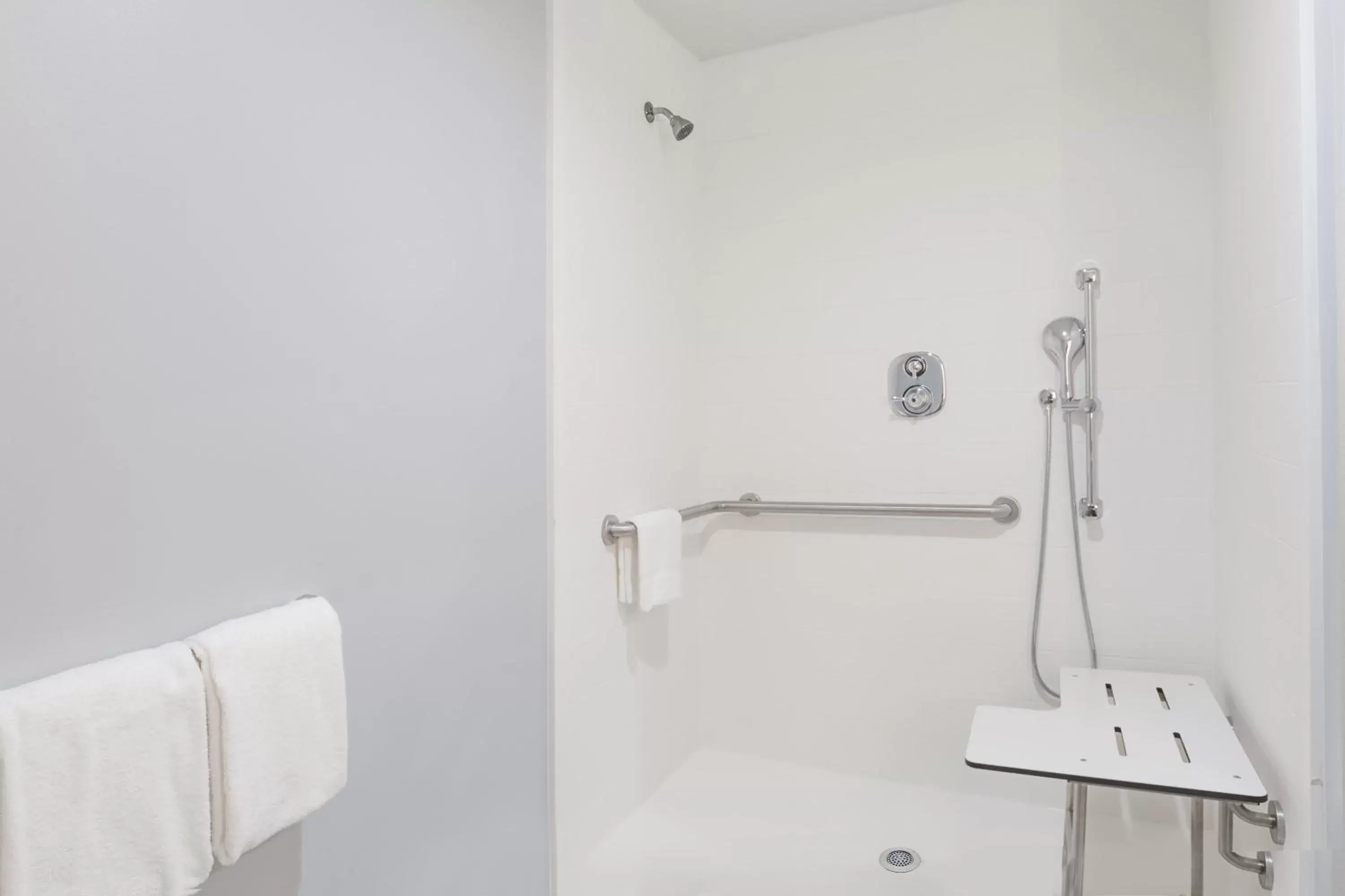 Bathroom in Days Inn & Suites by Wyndham Houston NW Cypress