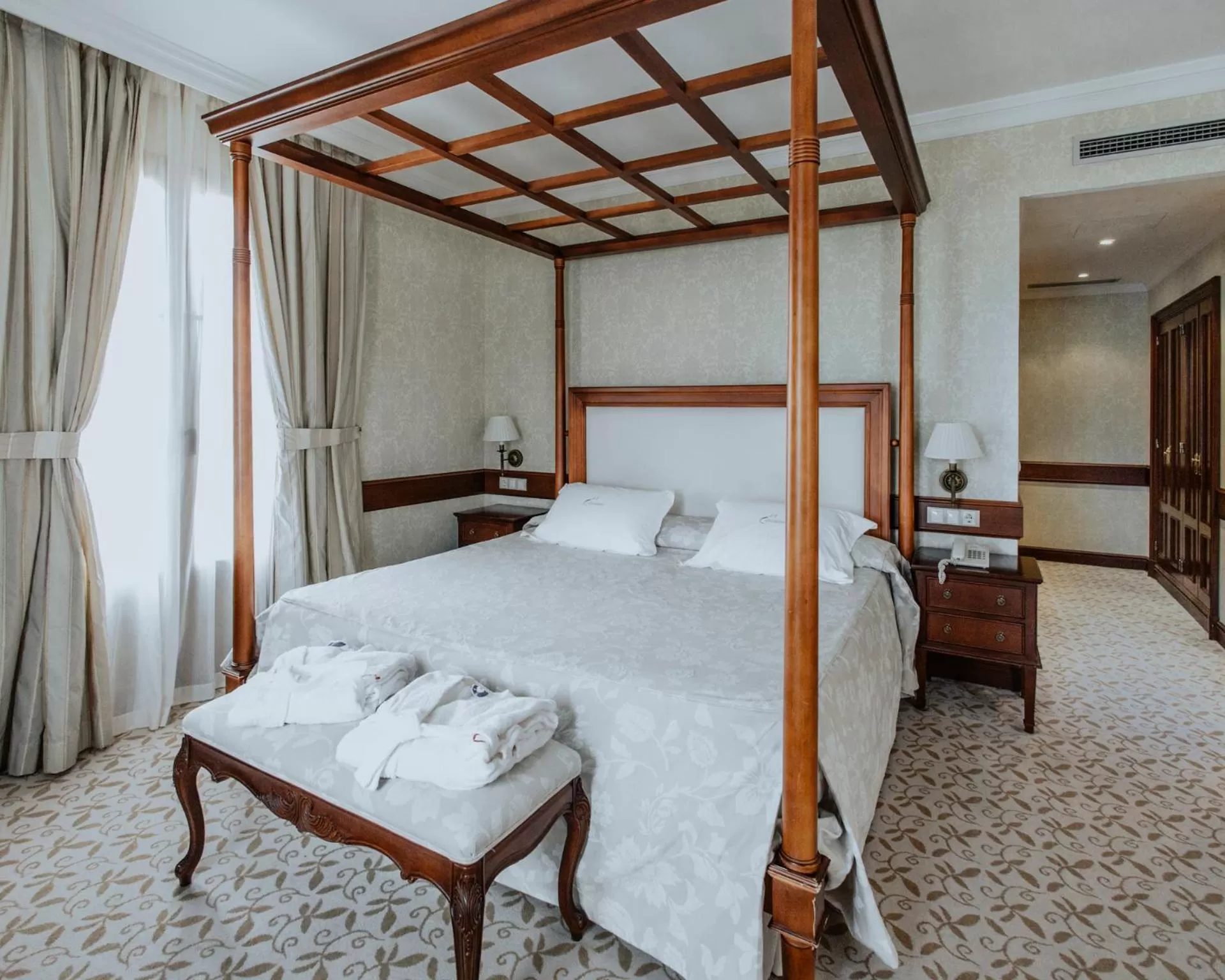 Bedroom, Bed in Hotel Cándido