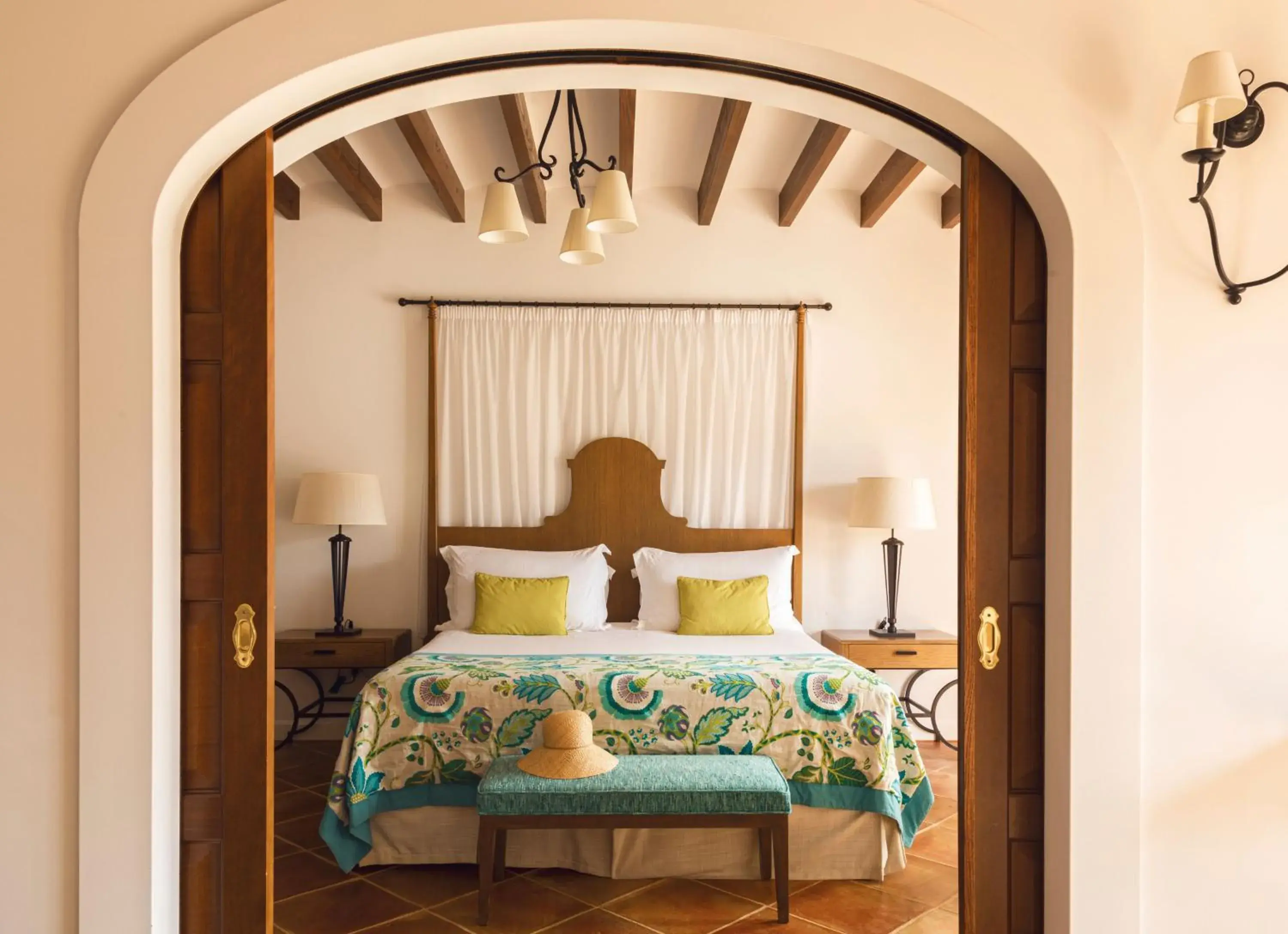 Bedroom, Bed in La Residencia, A Belmond Hotel, Mallorca