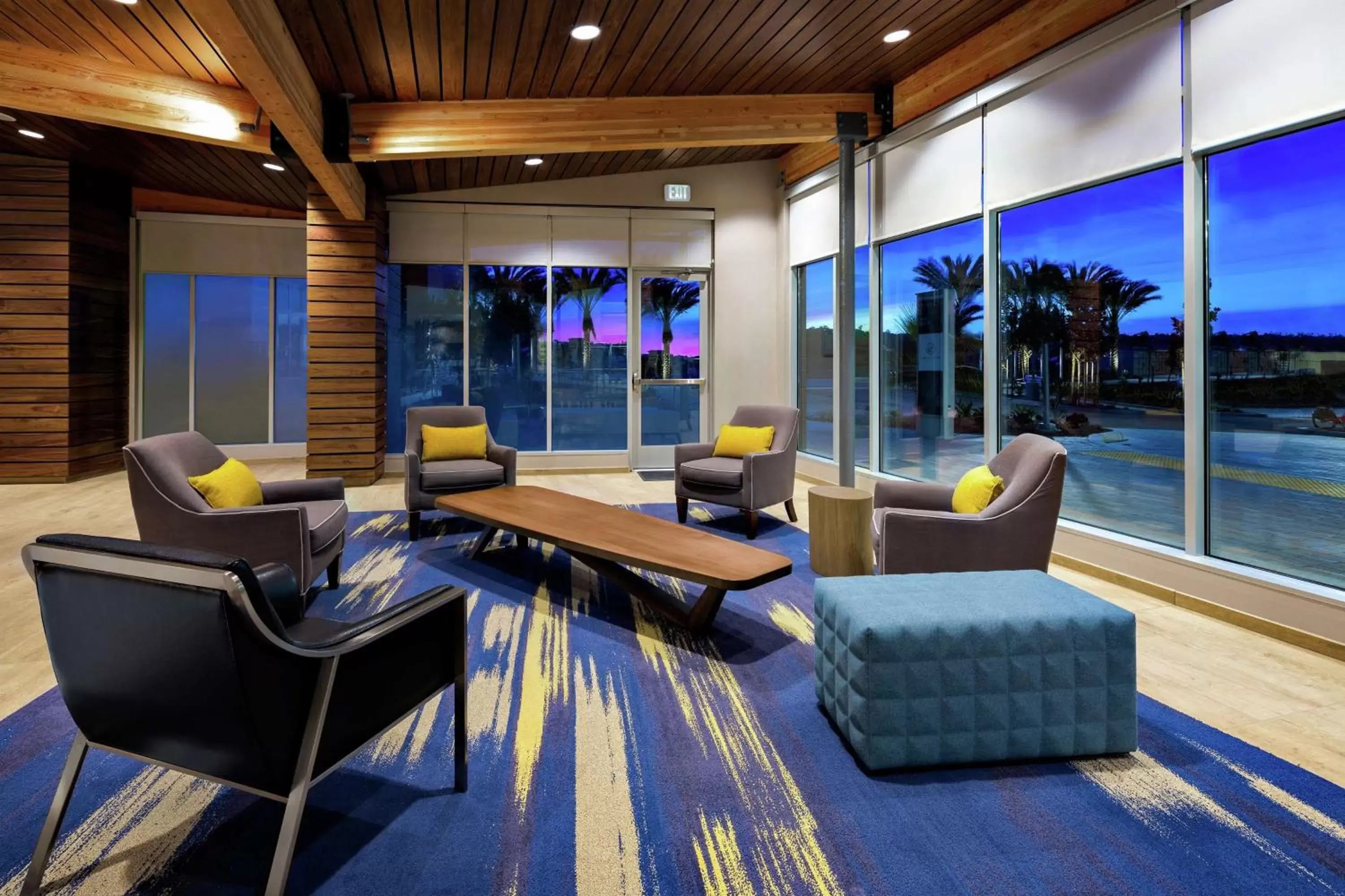 Lobby or reception in Hampton Inn & Suites San Diego Airport Liberty Station