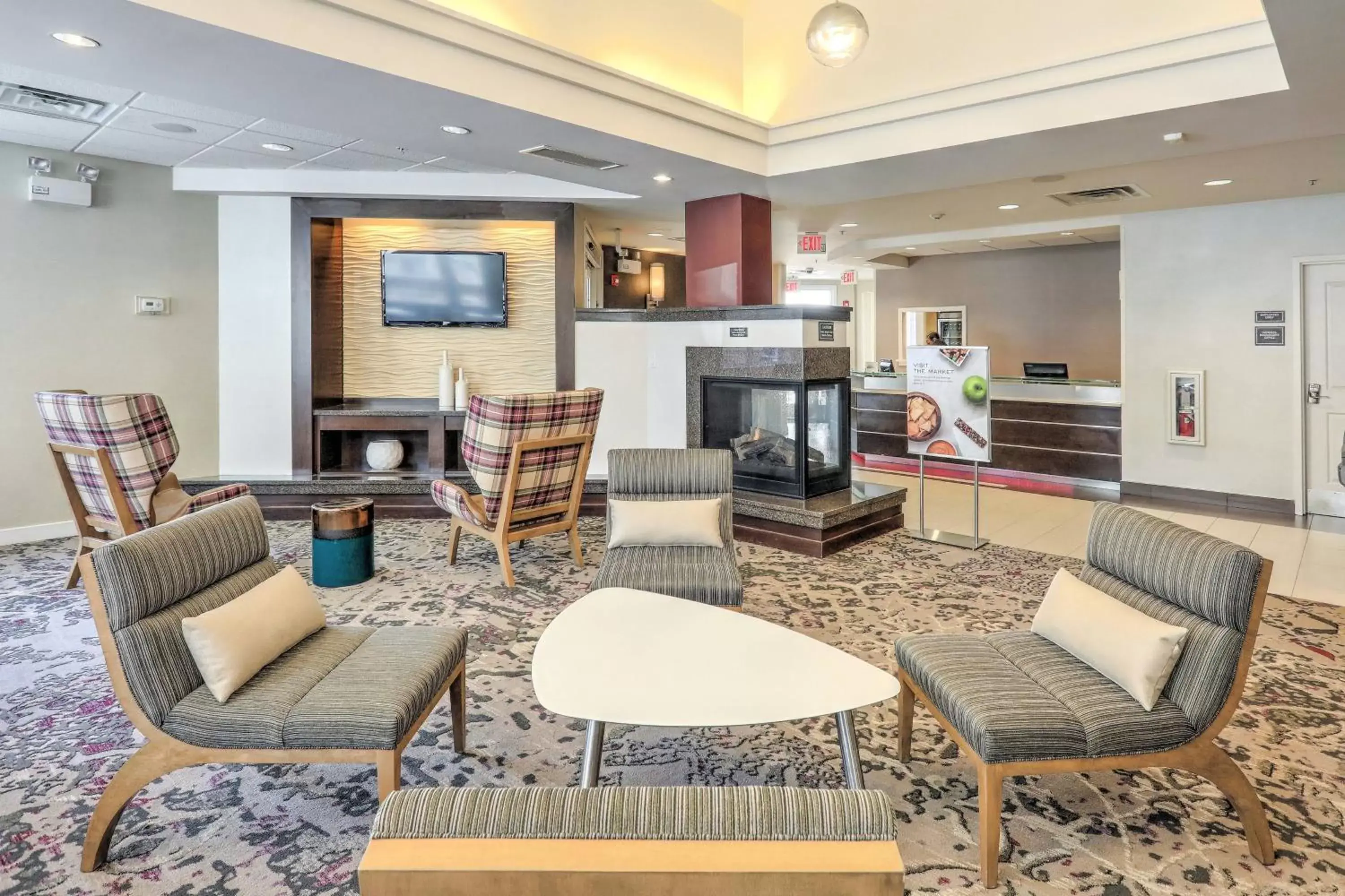 Lobby or reception, Seating Area in Residence Inn by Marriott Woodbridge Edison/Raritan Center