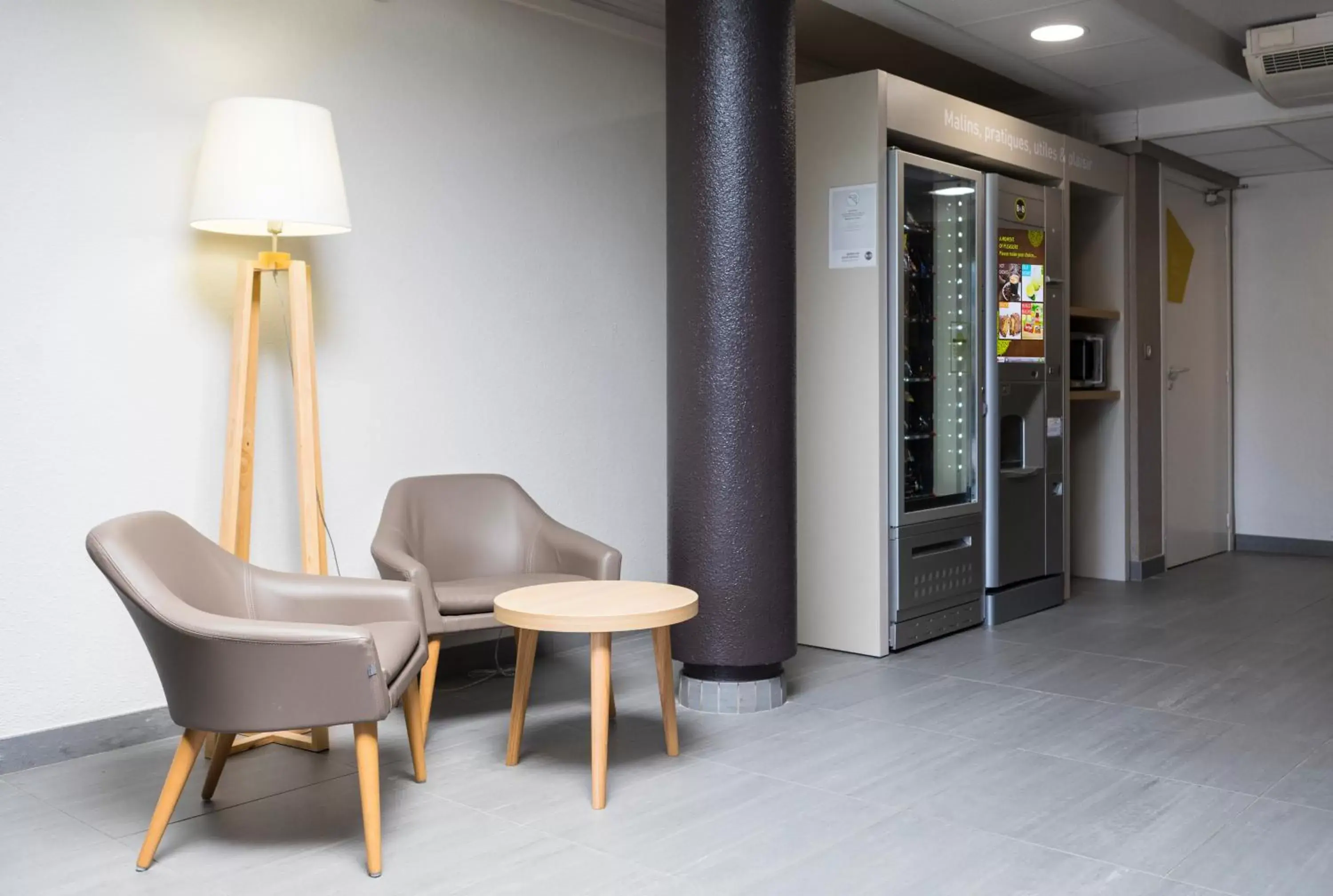 Lobby or reception, Seating Area in B&B HOTEL Limoges 1