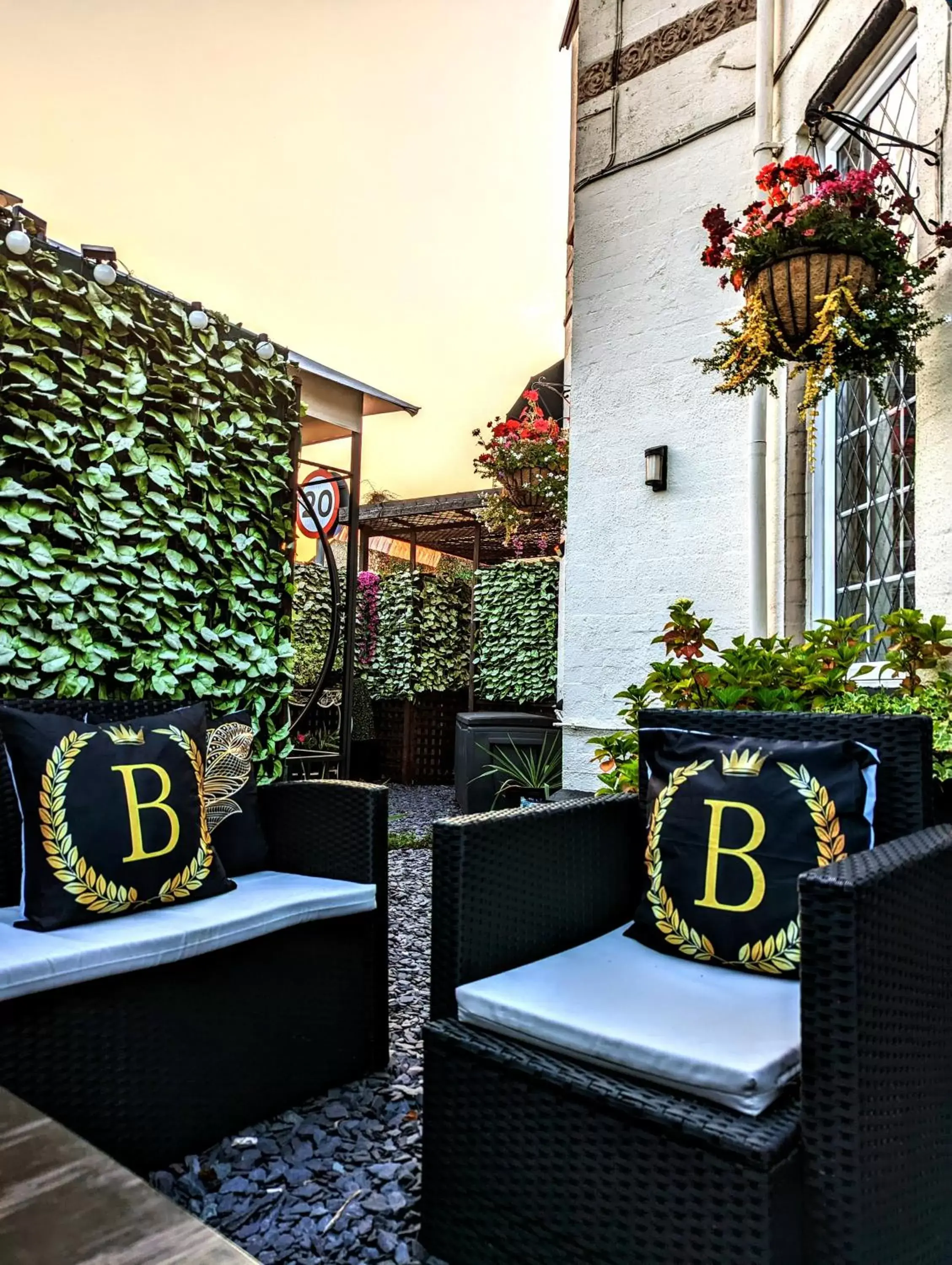 Garden in Brookside Hotel & Restaurant