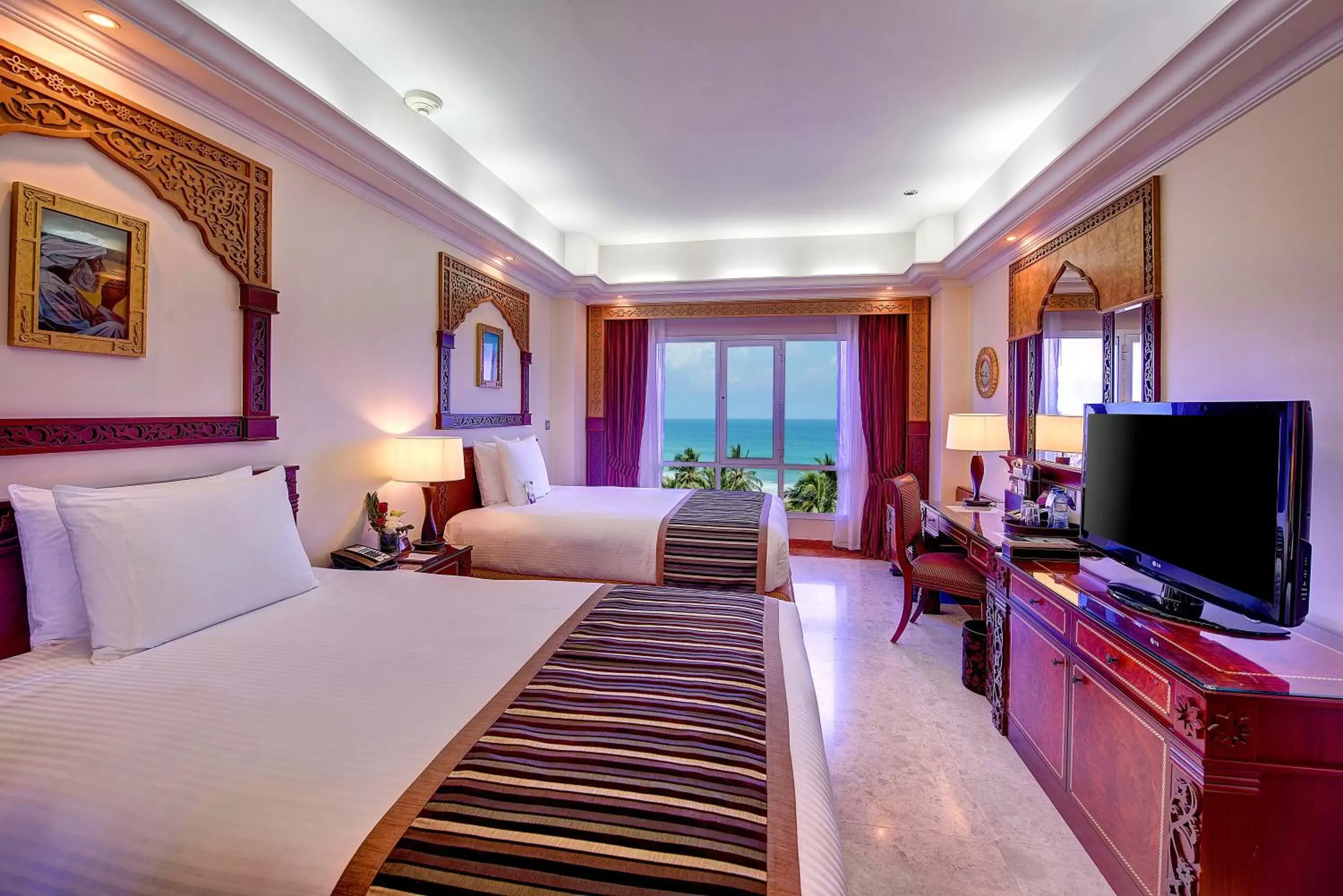 Bedroom in Crowne Plaza Resort Salalah, an IHG Hotel