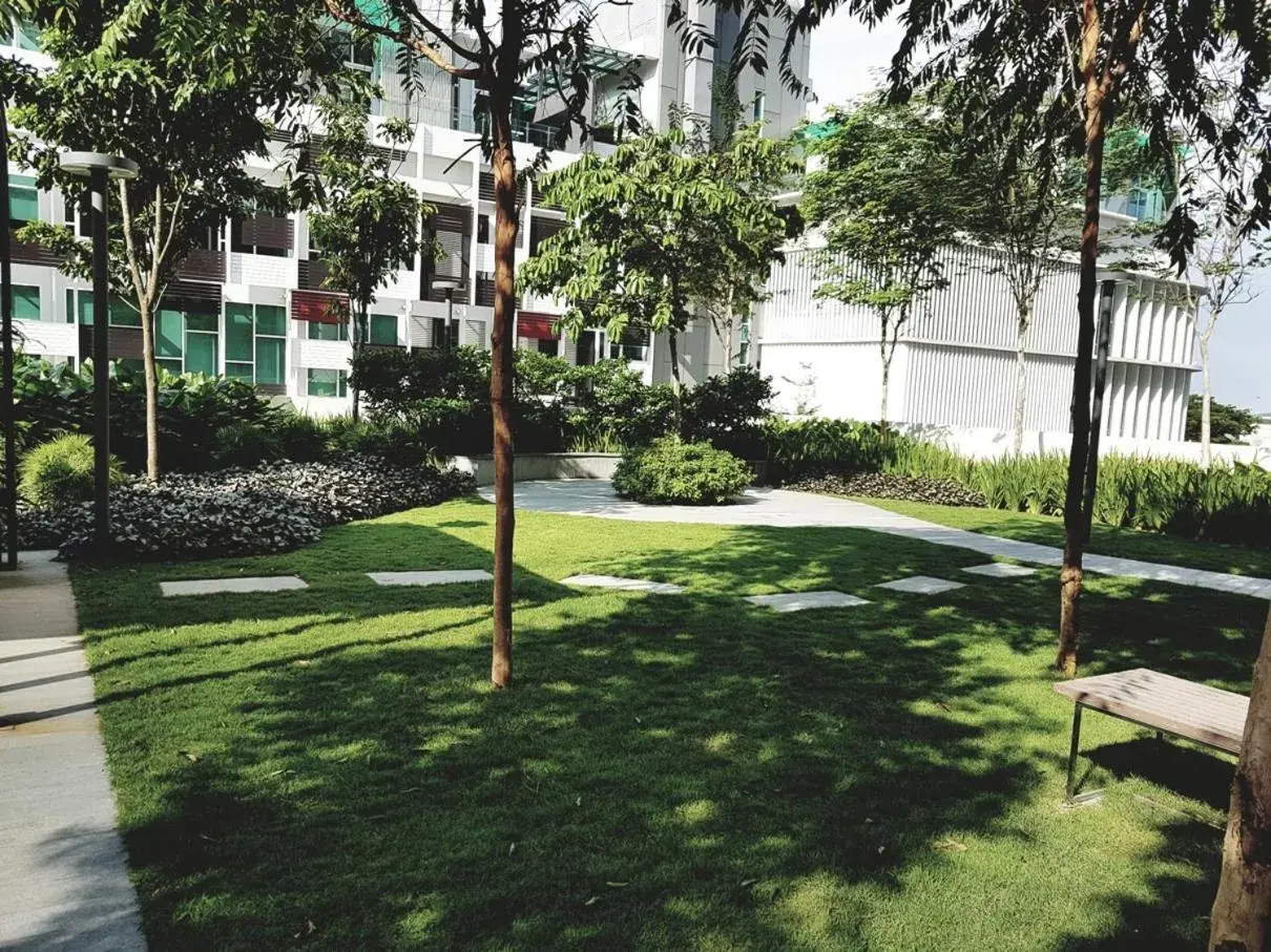 Natural landscape, Garden in Holi 1Medini Themed Suites