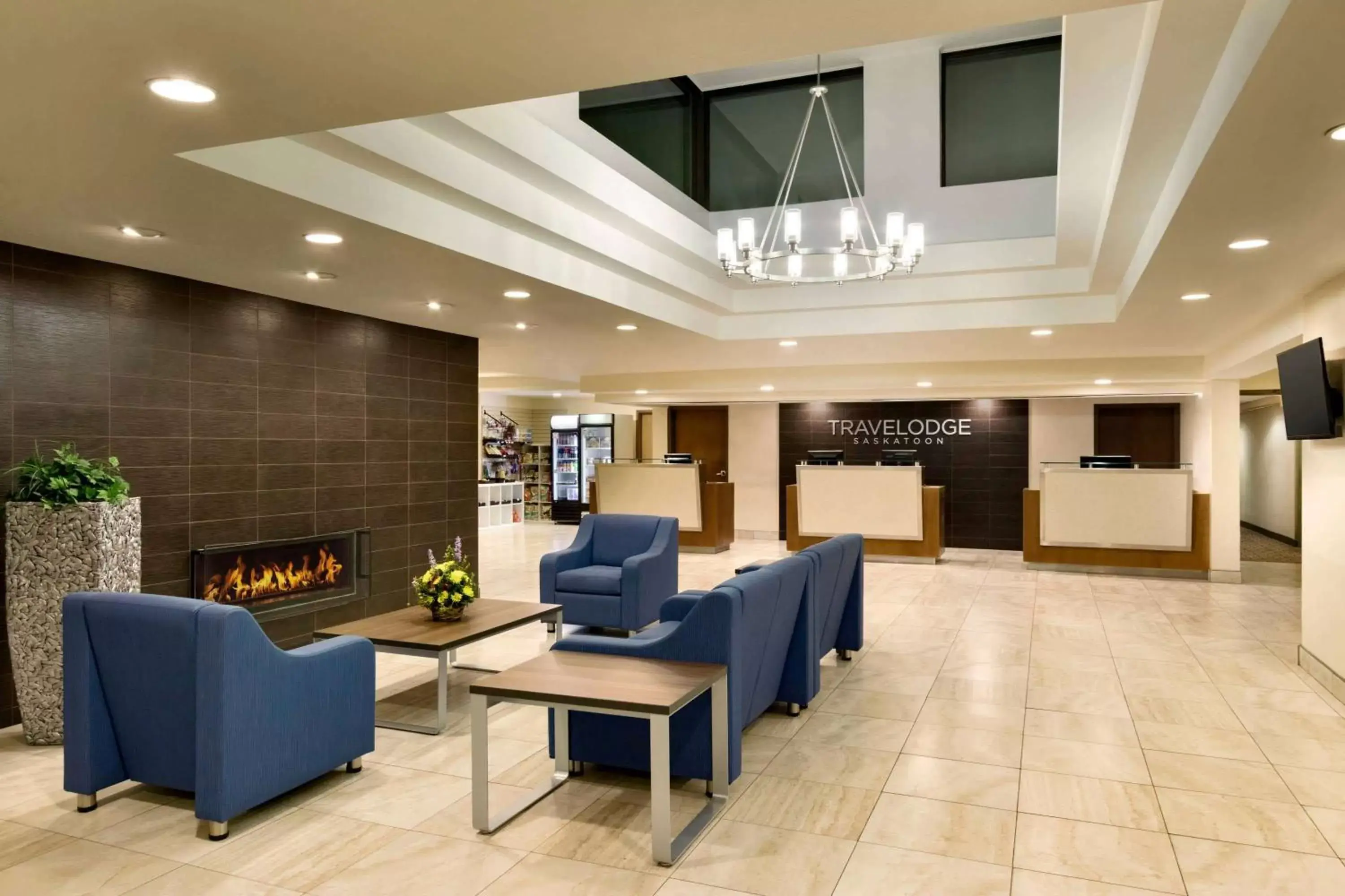 Lobby or reception, Lobby/Reception in Travelodge Hotel by Wyndham Saskatoon