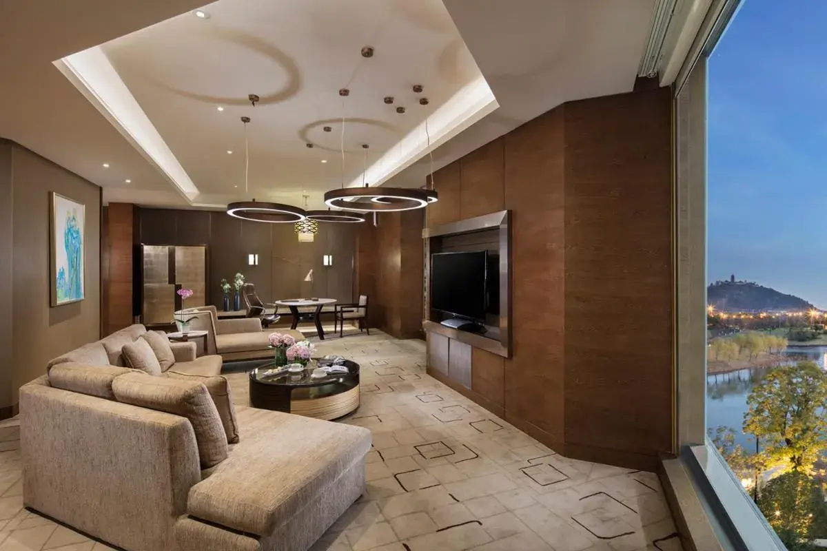 Living room, Seating Area in InterContinental Nantong, an IHG Hotel-Best view of yangtze