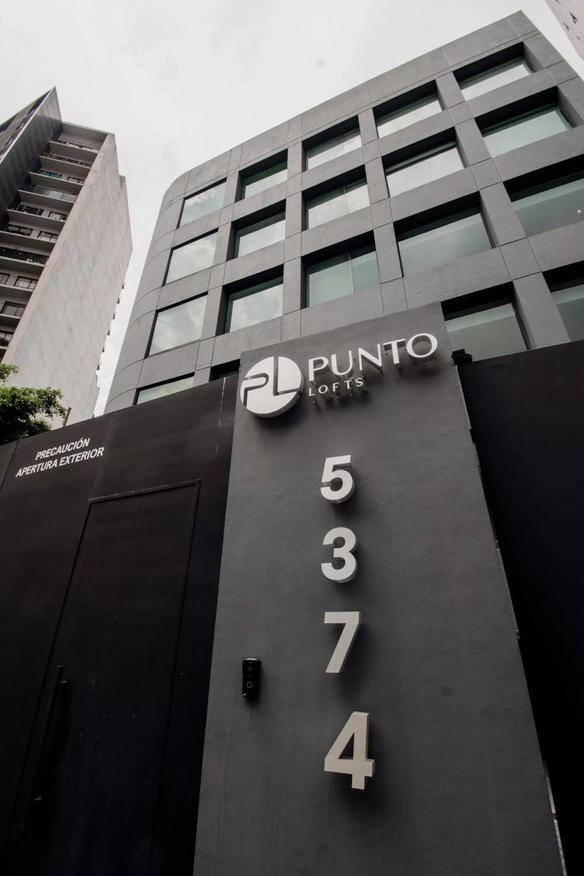 Street view, Property Building in Punto Lofts