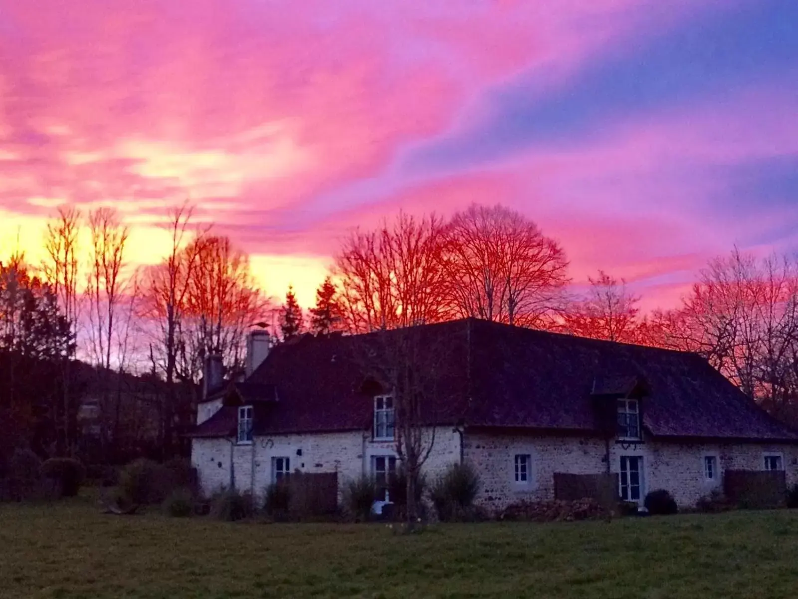 Sunset, Property Building in B&B Au Moulin 1771