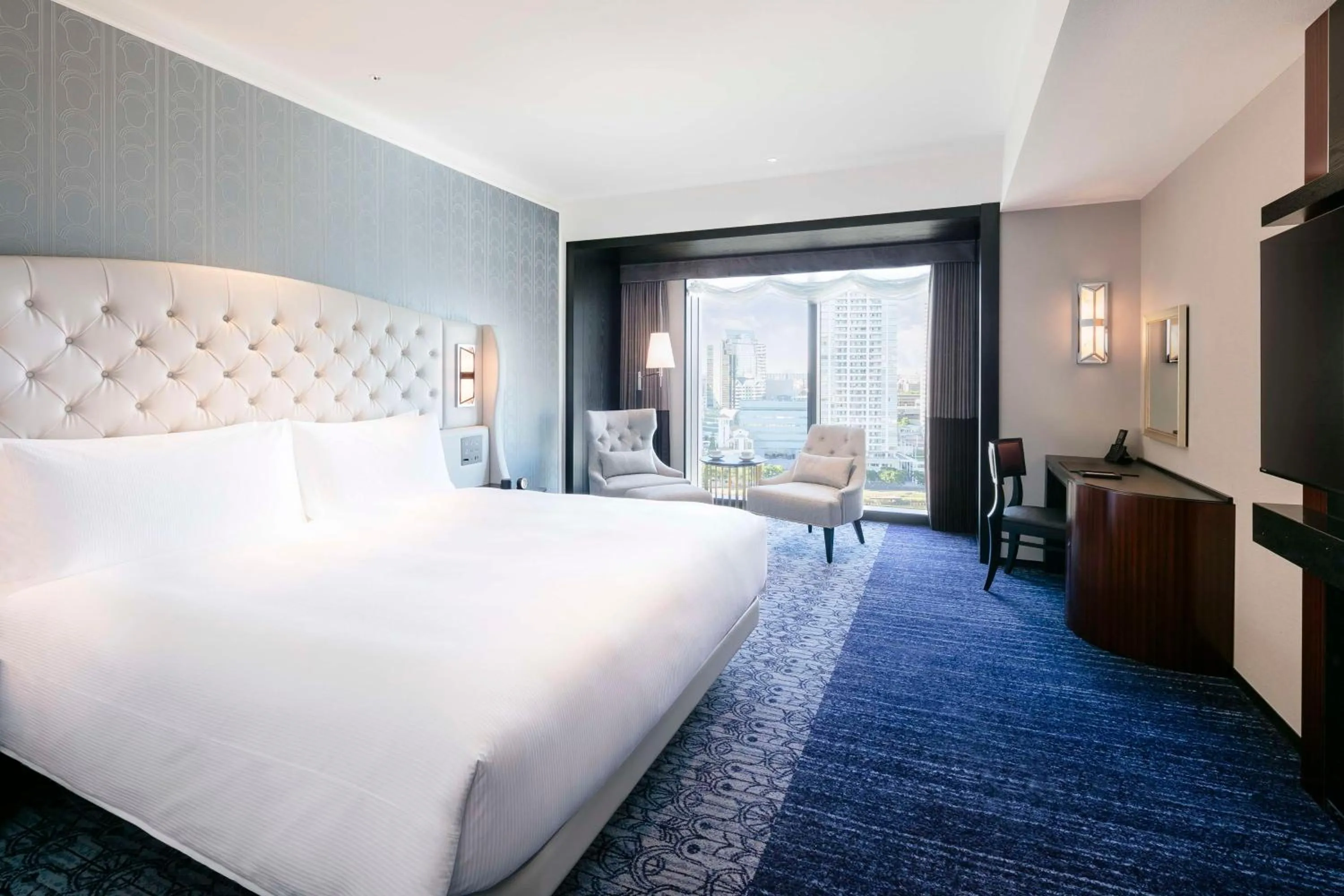 Bedroom, Bed in Hilton Yokohama