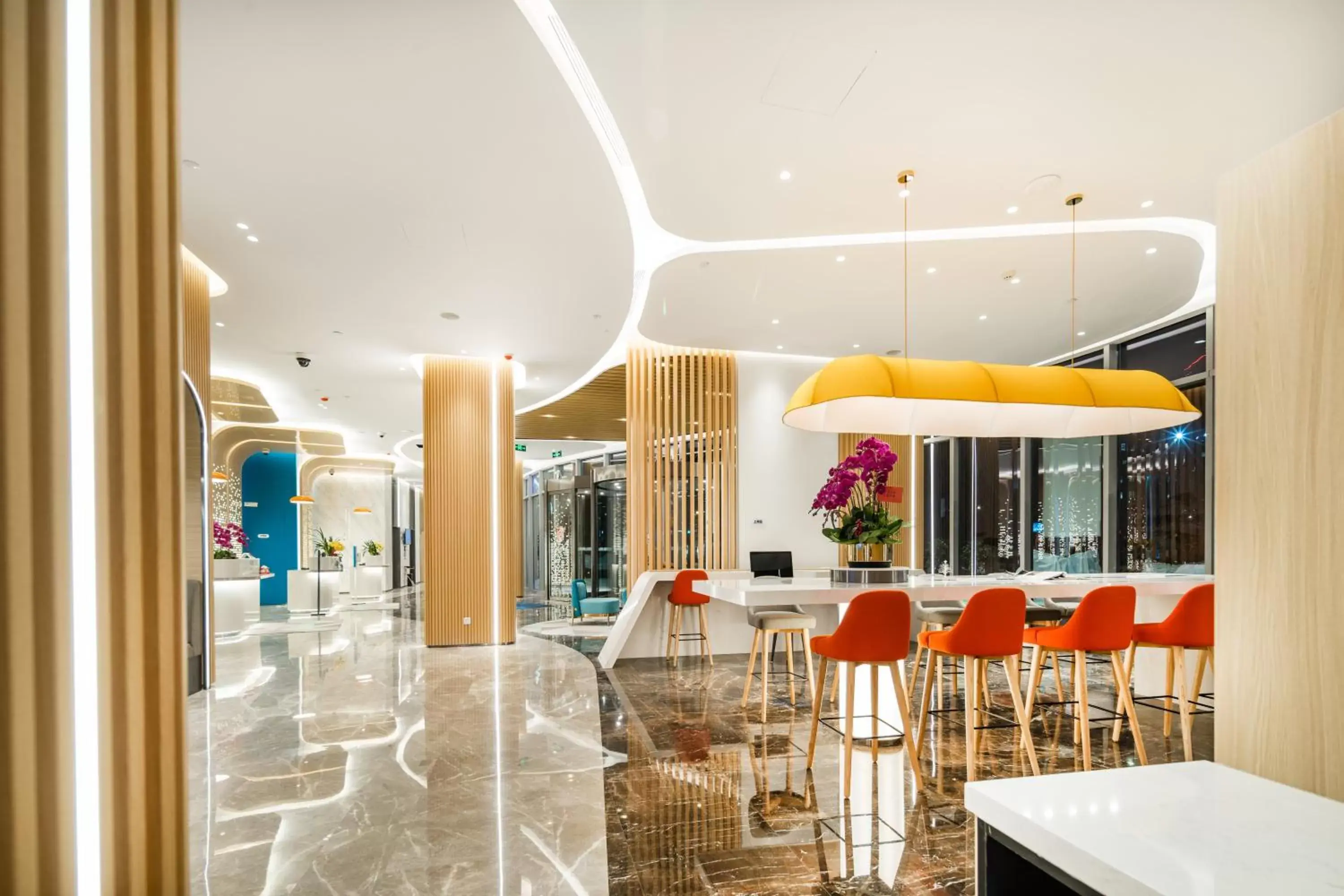 Property building in Holiday Inn Express Shanghai Pudong Zhangjiang by IHG - 20 minutes to New International Expo Center and Disneyland Property building in Holiday Inn Express Shanghai Pudong Zhangjiang by IHG - 20 minutes to New International Expo Center and Disneyland