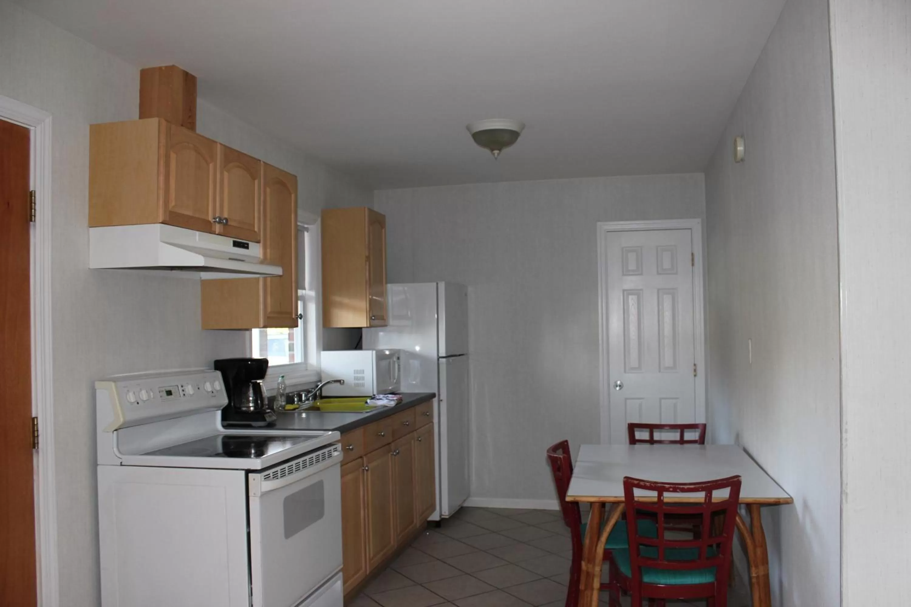 Kitchen or kitchenette in Heidi's Inn