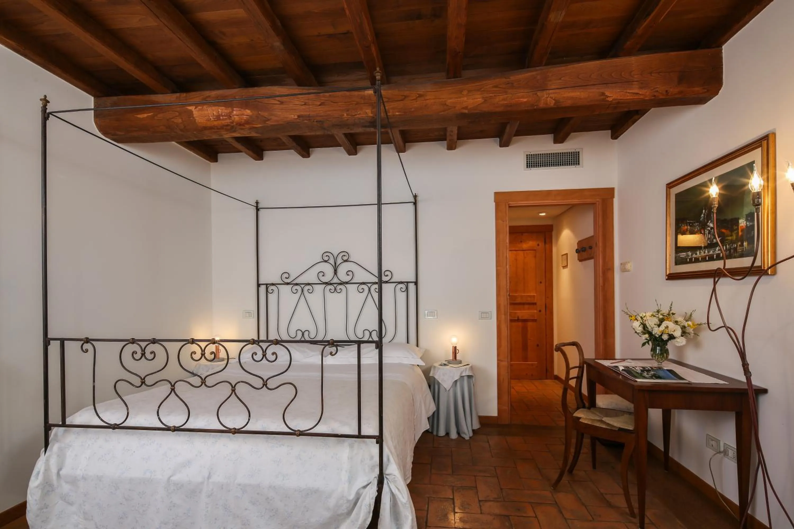 Bed in Roccafiore Wine Resort & Spa