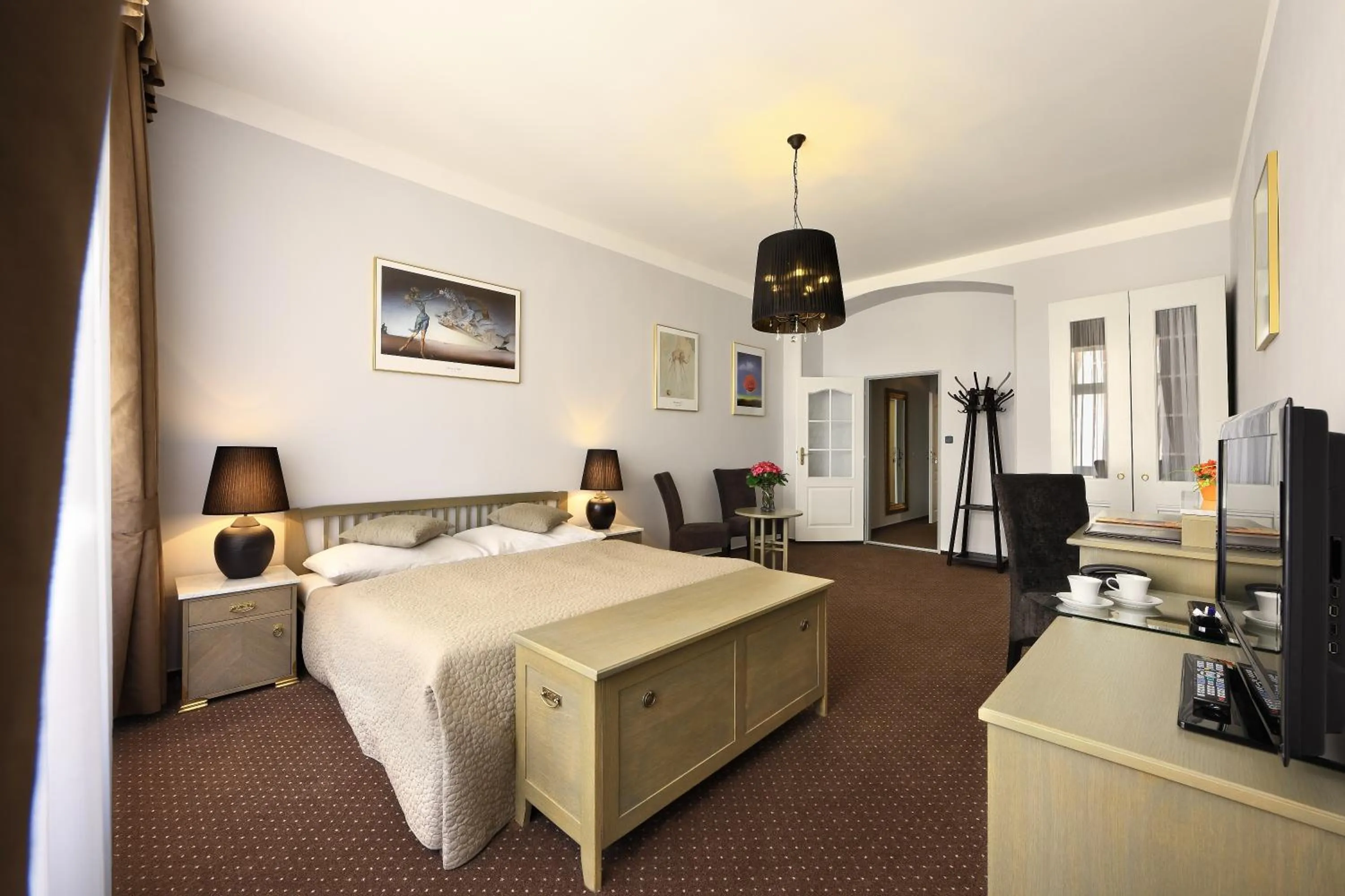 Photo of the whole room, Bed in Hotel Salvator