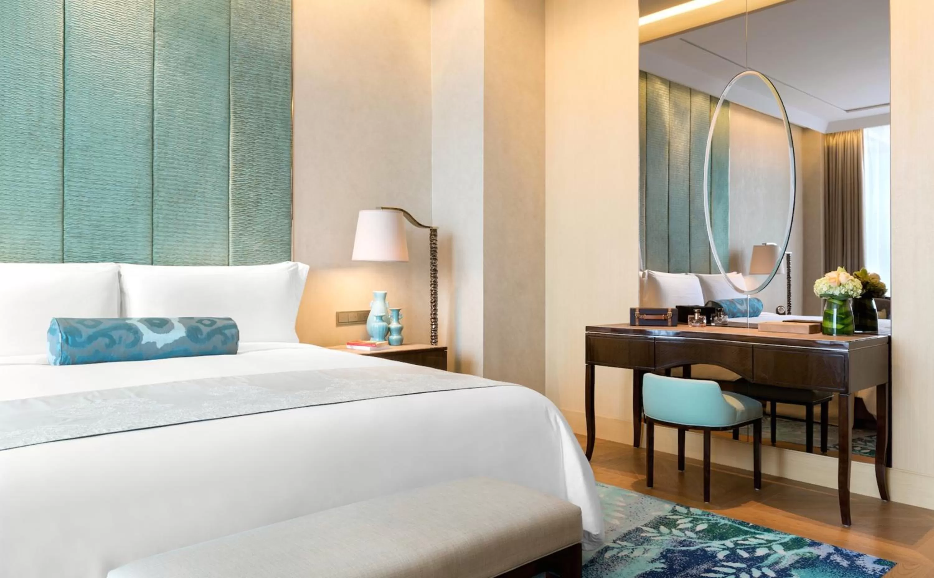 Bedroom, Bed in Raffles Jakarta