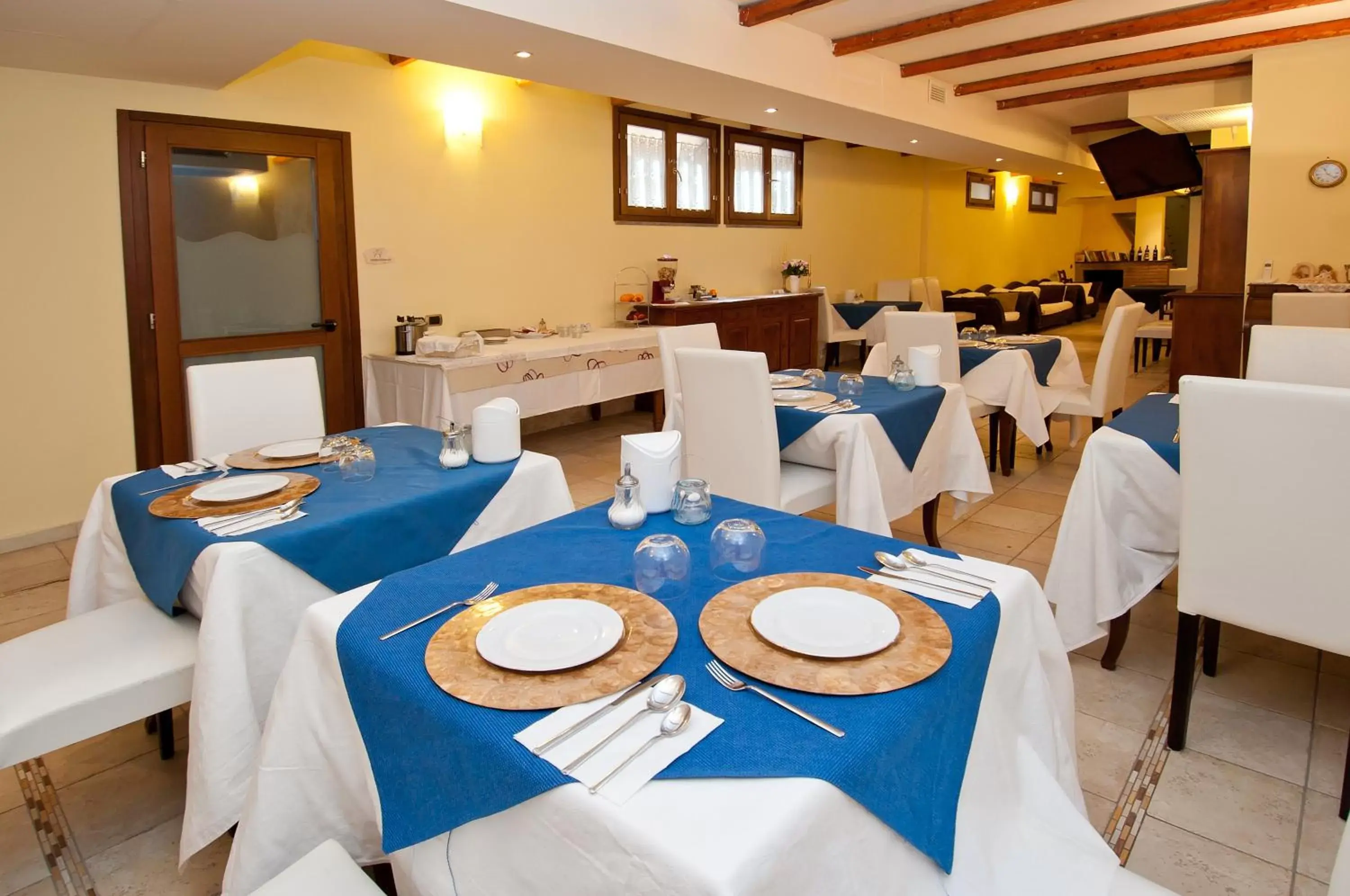 Restaurant/Places to Eat in Gentarrubia