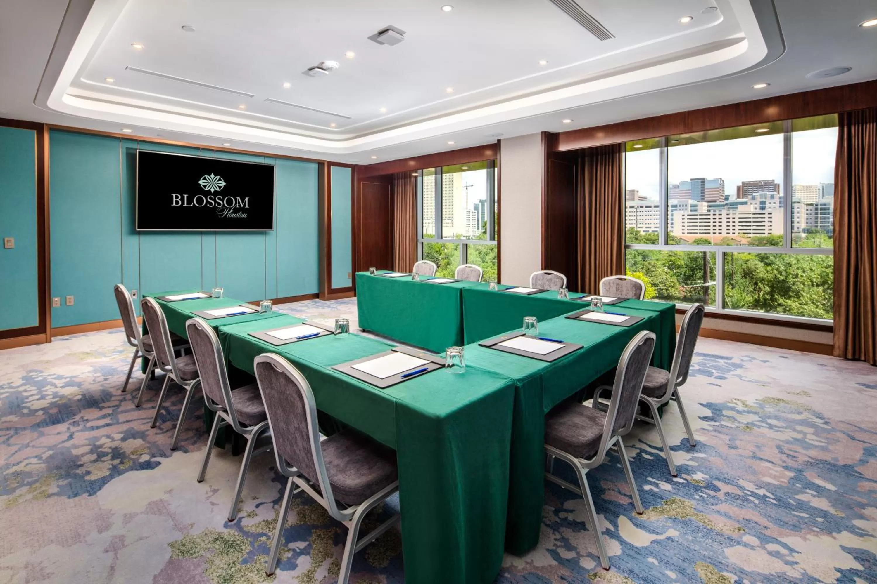 Meeting/conference room in Blossom Hotel Houston, Curio Collection by Hilton