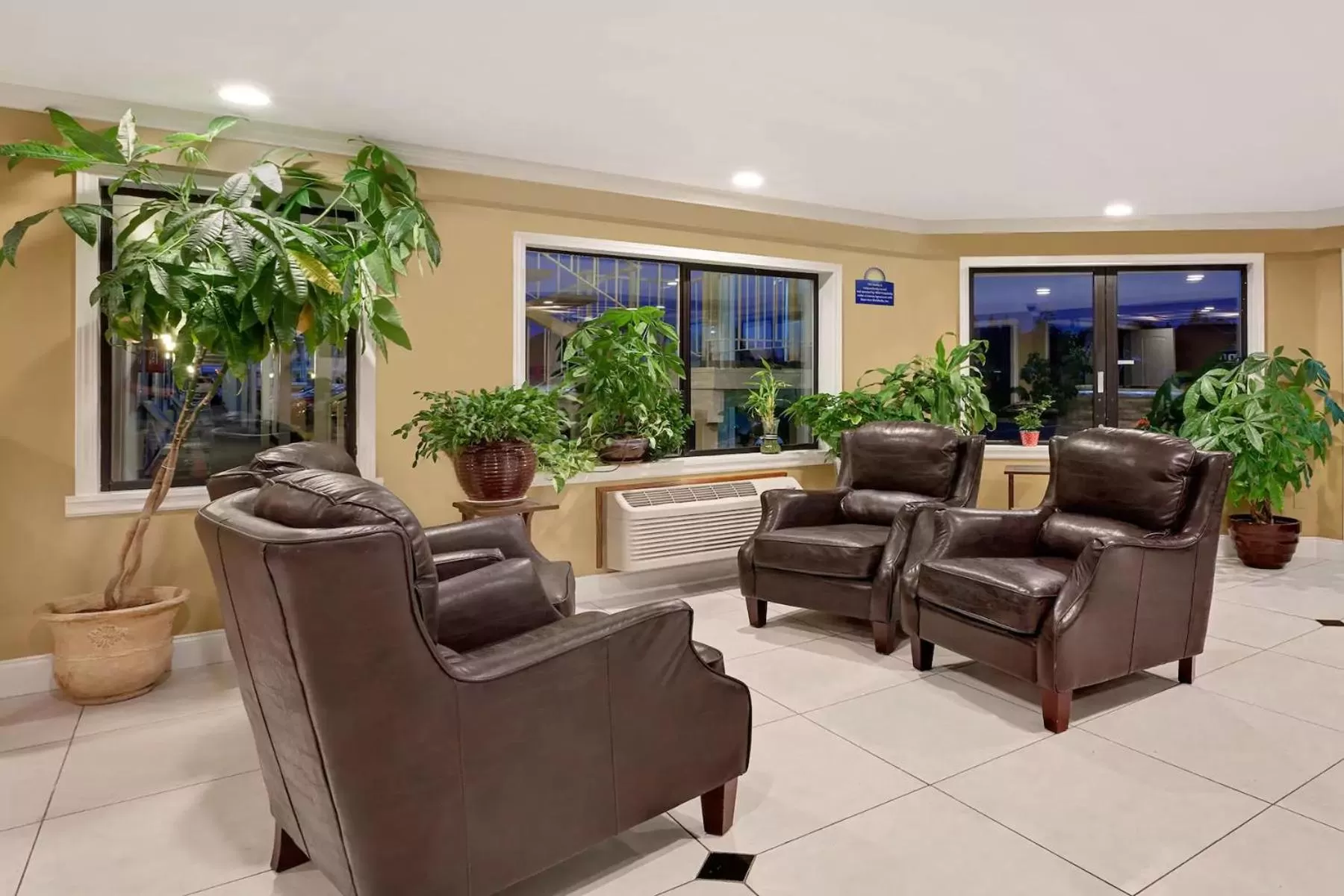 Lobby or reception in Days Inn by Wyndham Lakewood South Tacoma