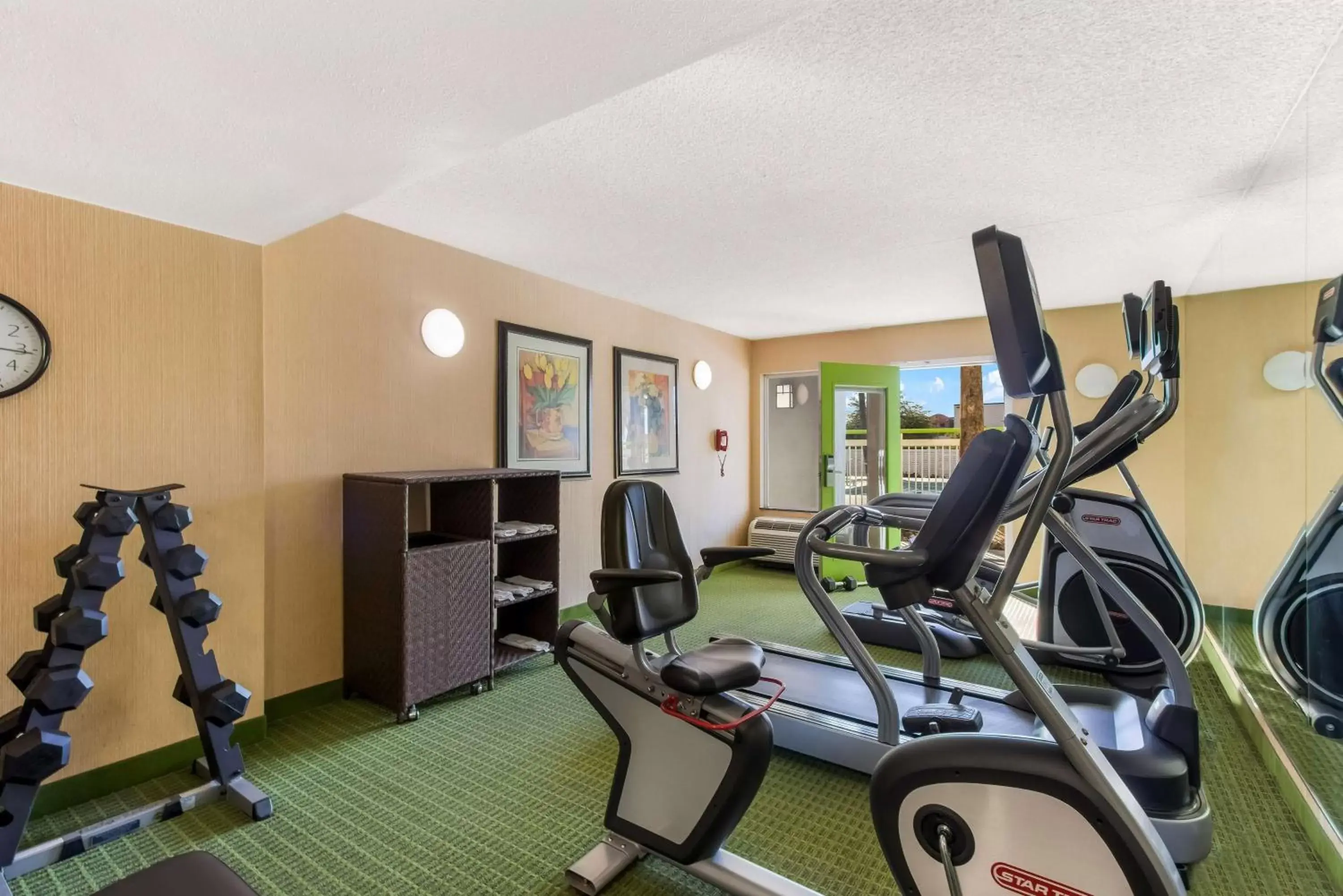 Fitness centre/facilities in SureStay Plus Hotel by Best Western Scottsdale North Fitness centre/facilities in SureStay Plus Hotel by Best Western Scottsdale North
