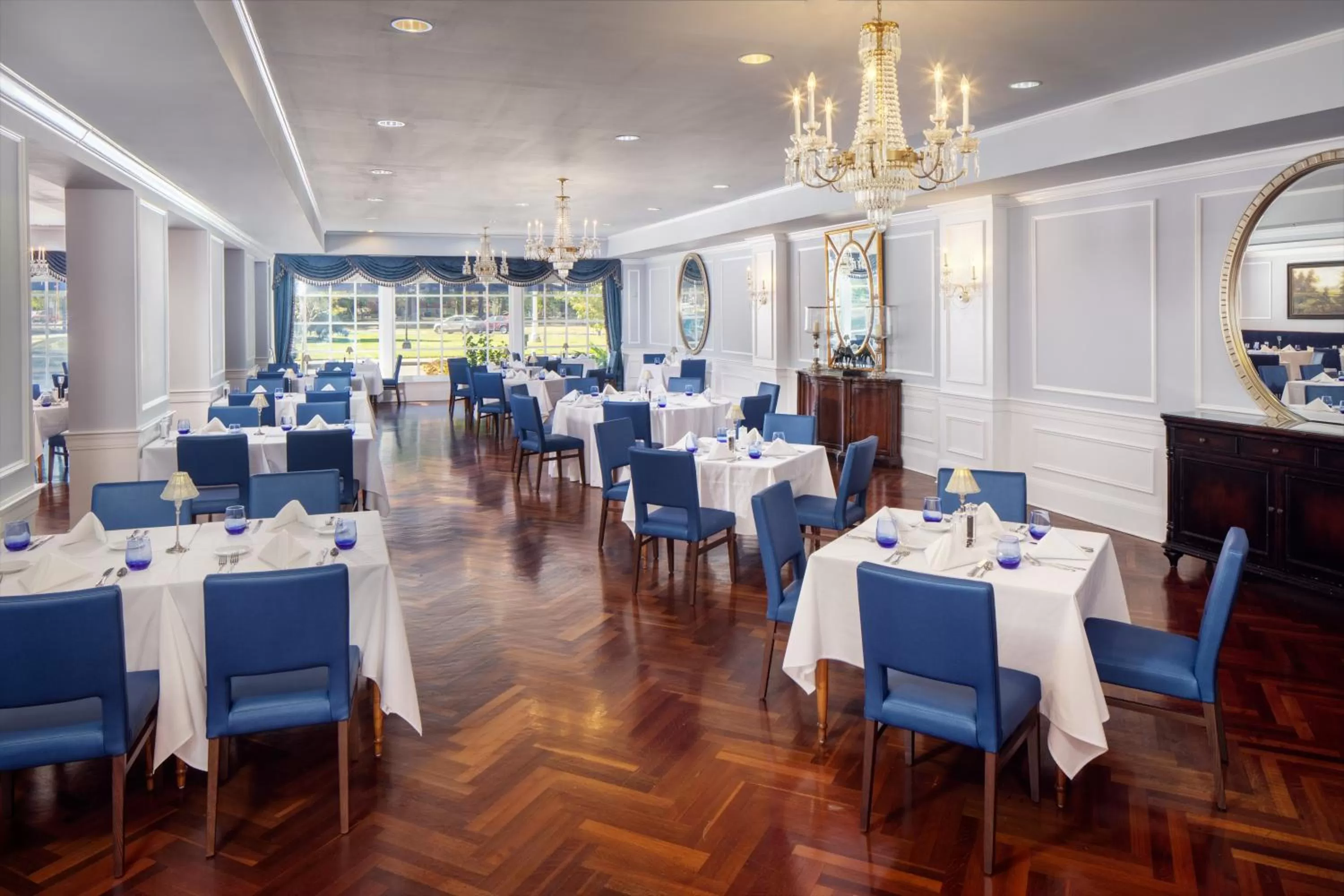 Restaurant/places to eat in Historic Boone Tavern