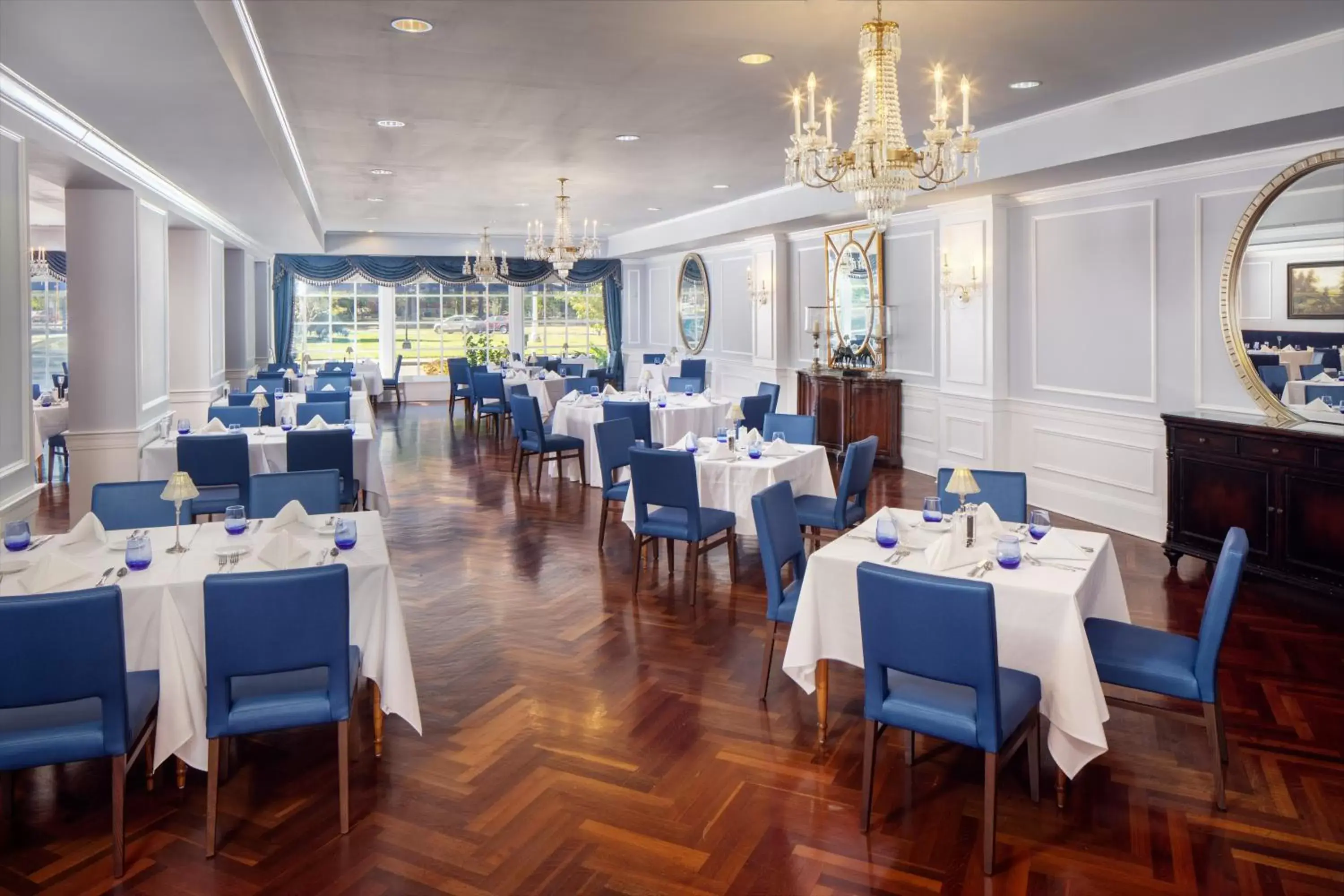 Restaurant/places to eat in Historic Boone Tavern Restaurant/places to eat in Historic Boone Tavern