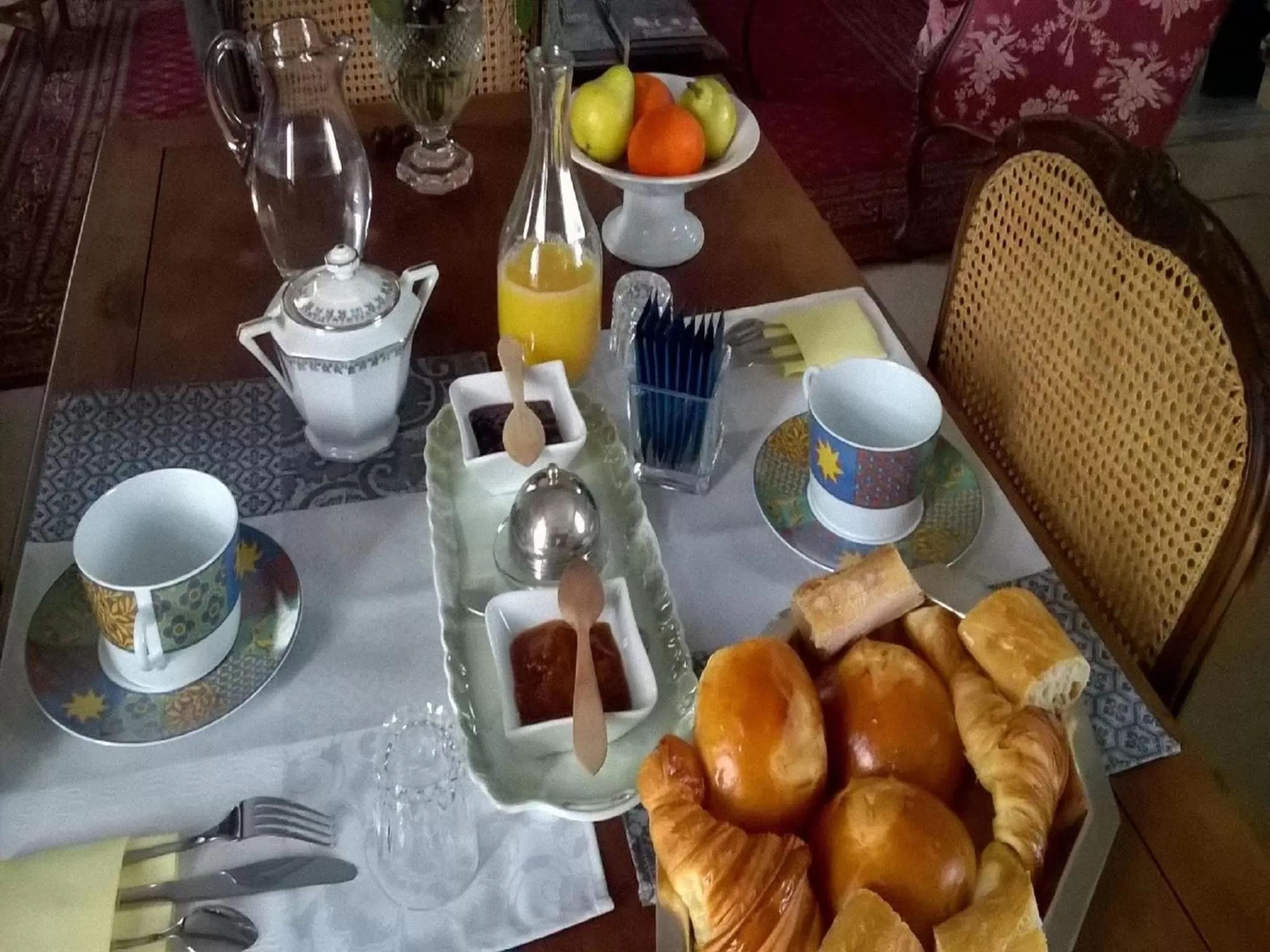 Continental breakfast in Le Manoir de la Bigotière