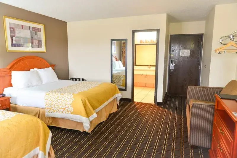 Bed in Days Inn by Wyndham Portage