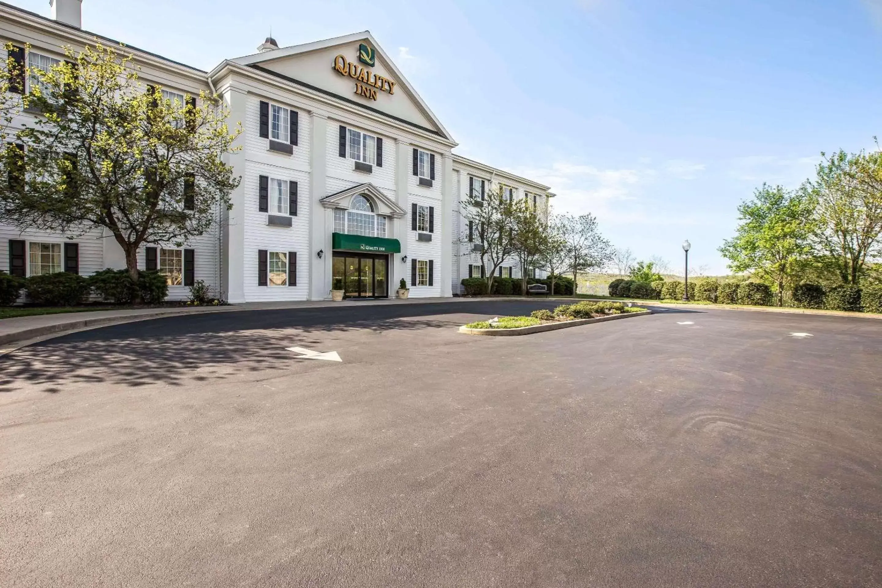 Property Building in Quality Inn Kingsport