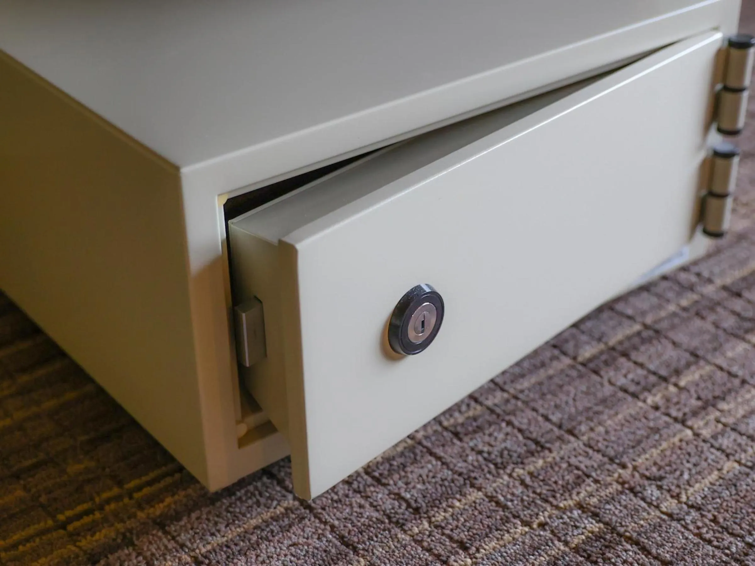 safe in Hotel Yudanaka