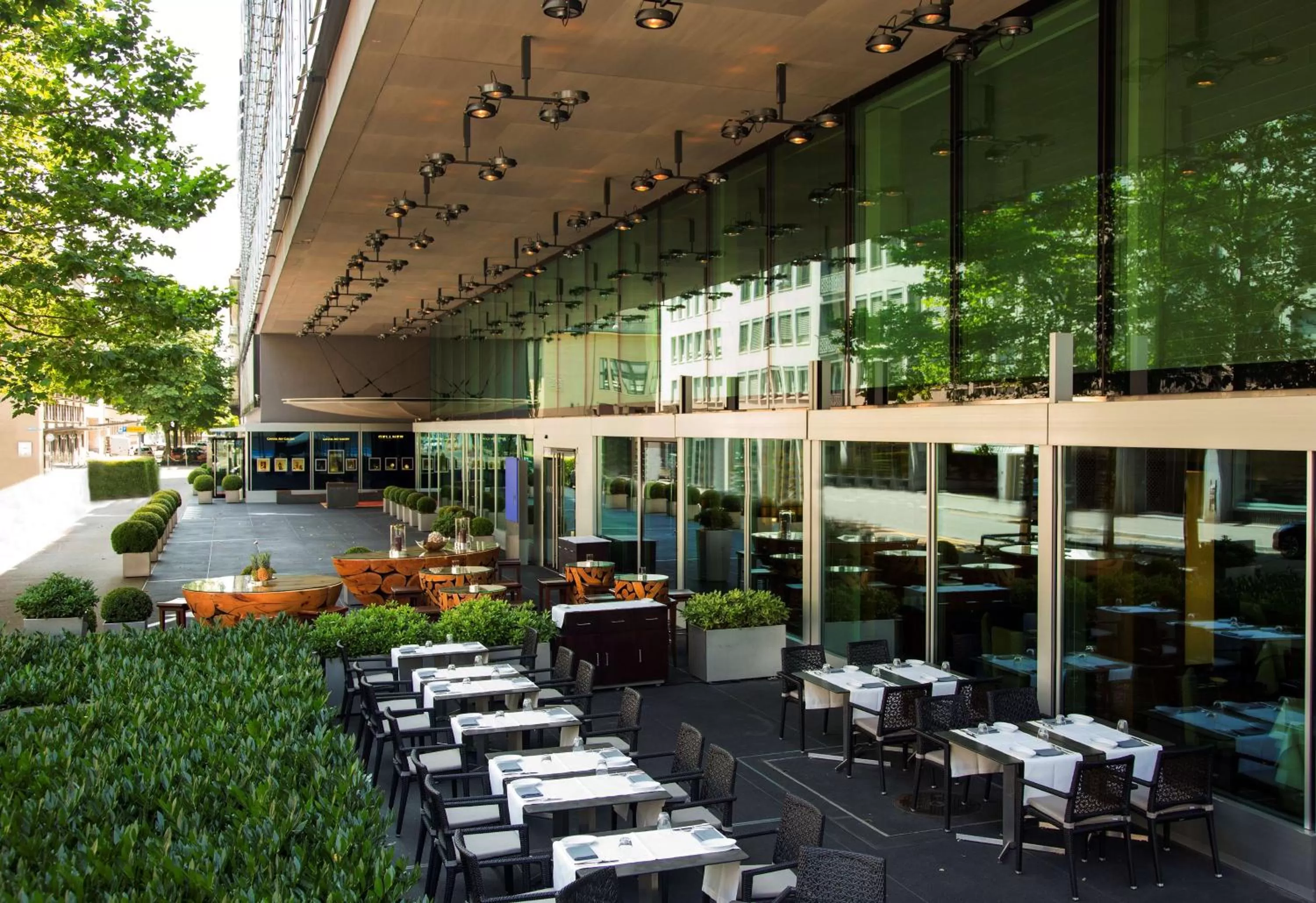 Restaurant/places to eat in Park Hyatt Zurich – City Center Luxury