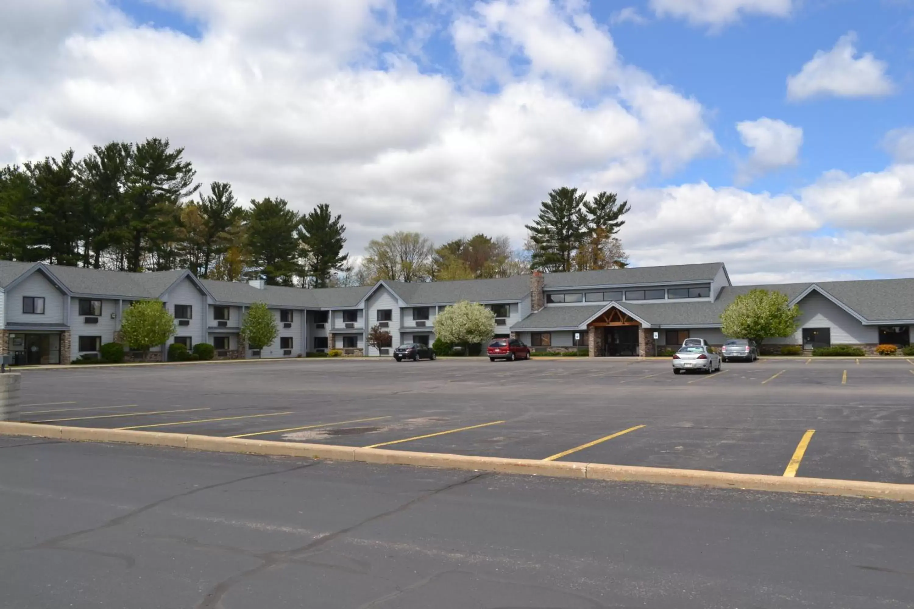 Area and facilities, Property Building in Cobblestone Hotel & Suites - Wisconsin Rapids