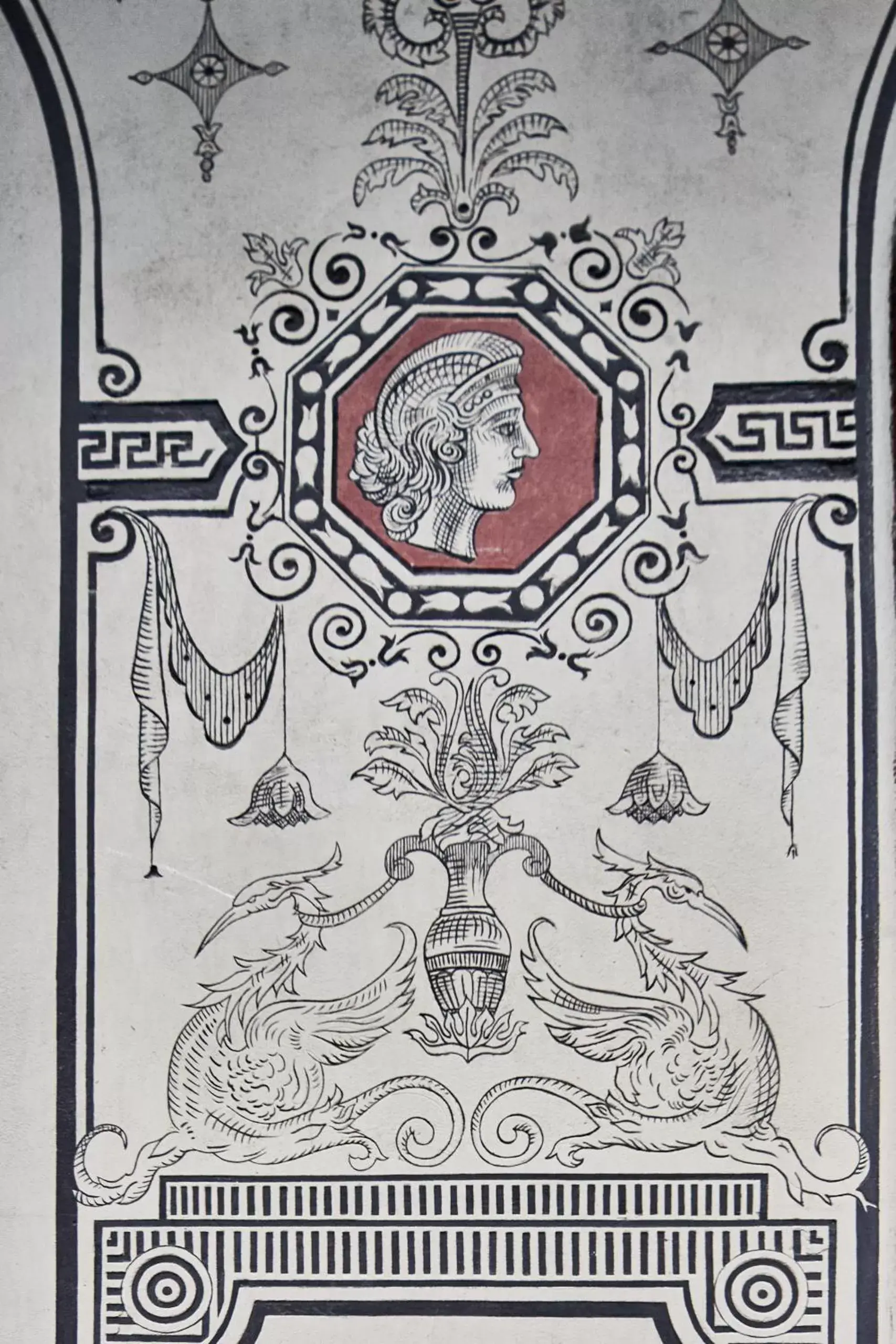 Property building in Callas House Property building in Callas House