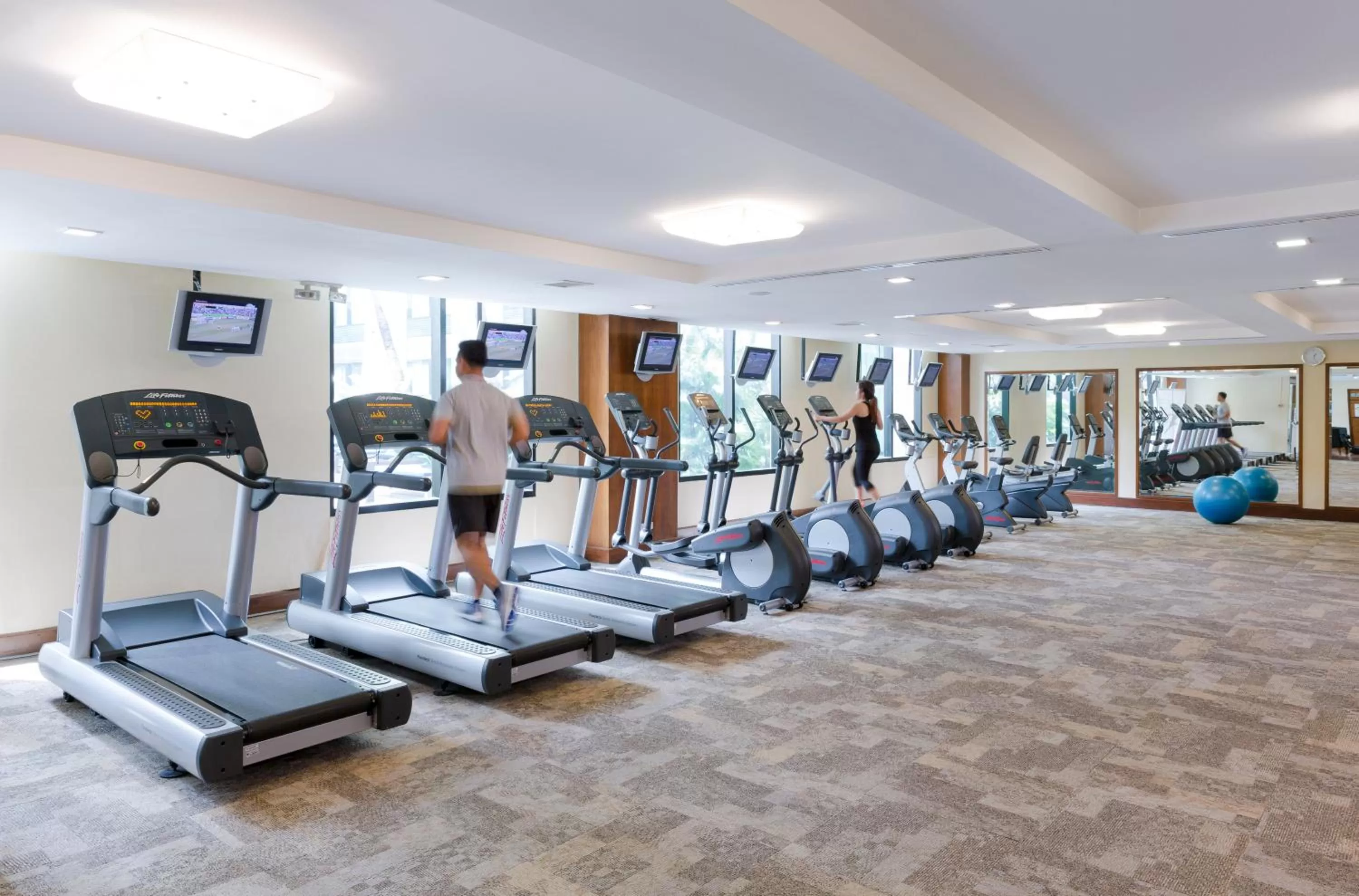 Fitness centre/facilities in Novotel Bangkok Suvarnabhumi Airport