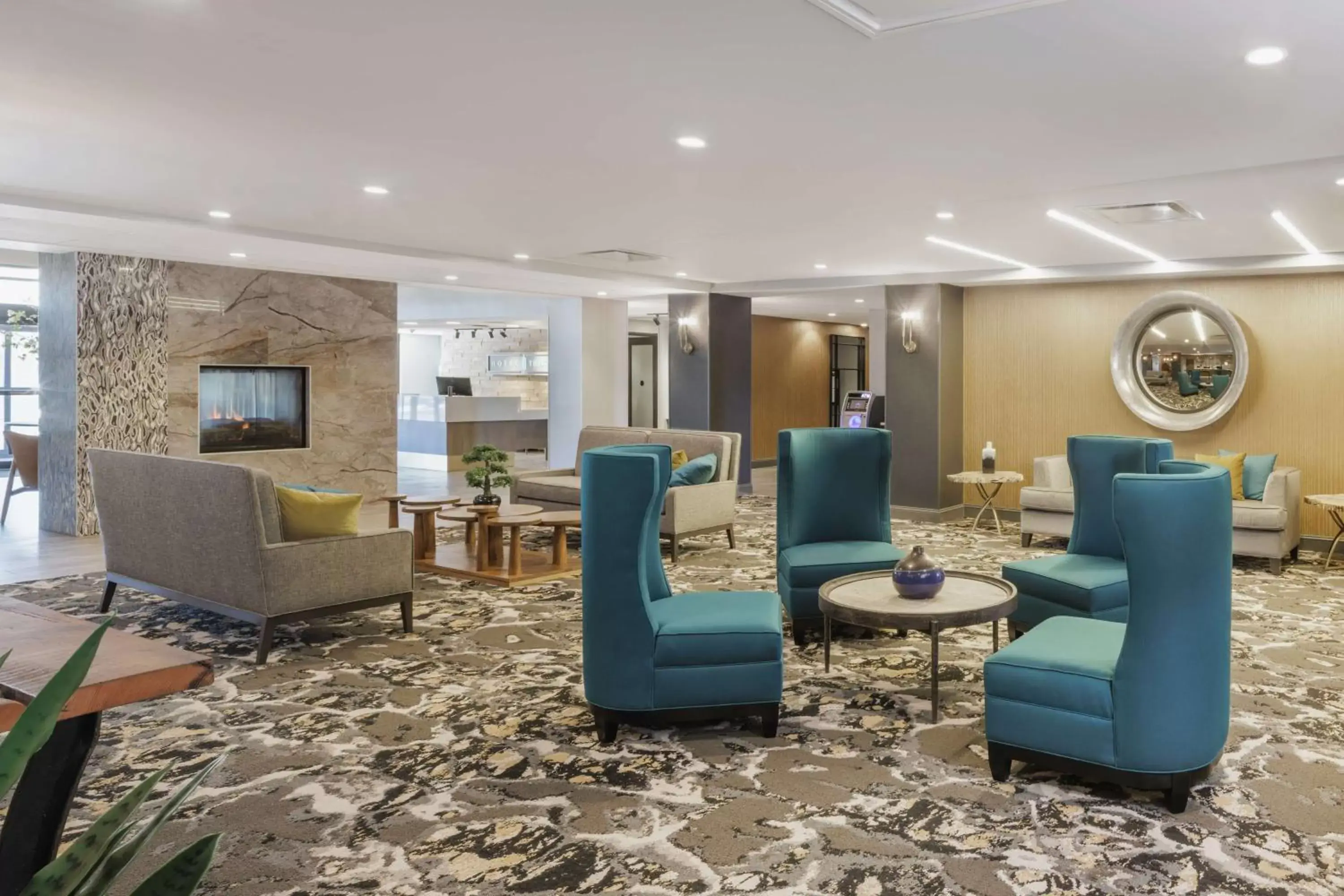 Lobby or reception in Hotel Trilogy Albany Airport, Tapestry Collection by Hilton