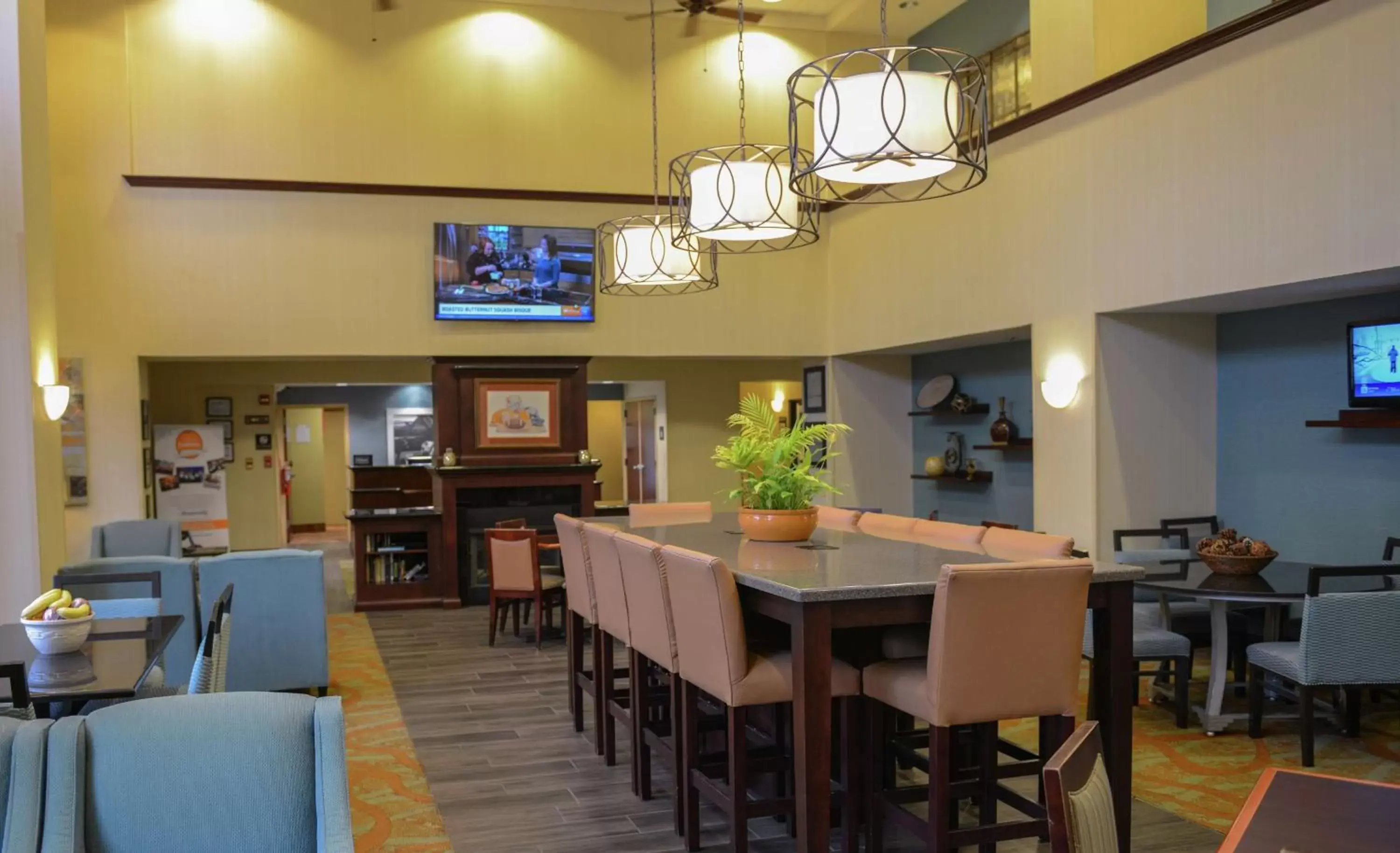 Lobby or reception, Restaurant/Places to Eat in Hampton Inn & Suites-Knoxville/North I-75