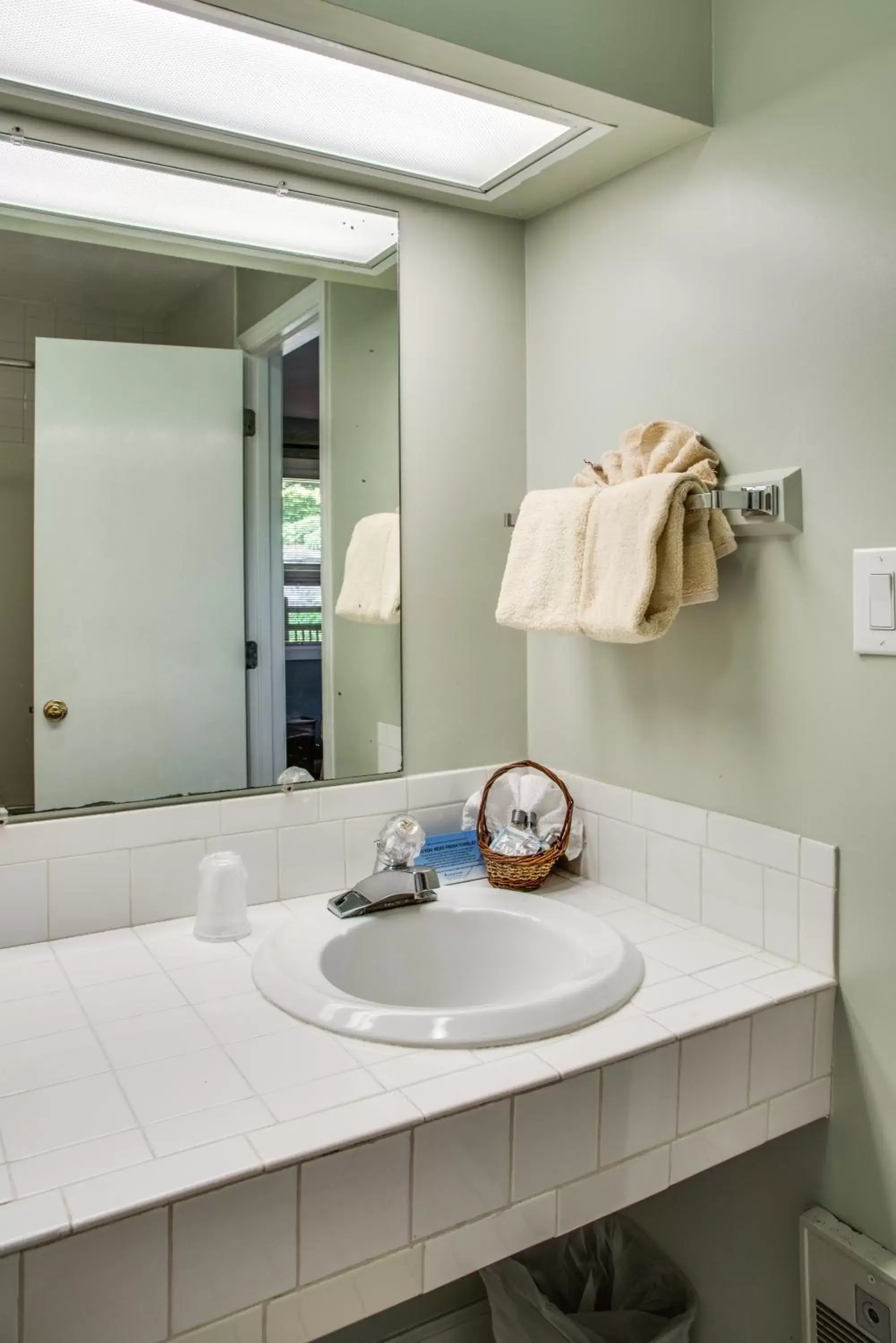 Bathroom in Boxwood Lodge Blowing Rock near Boone-University