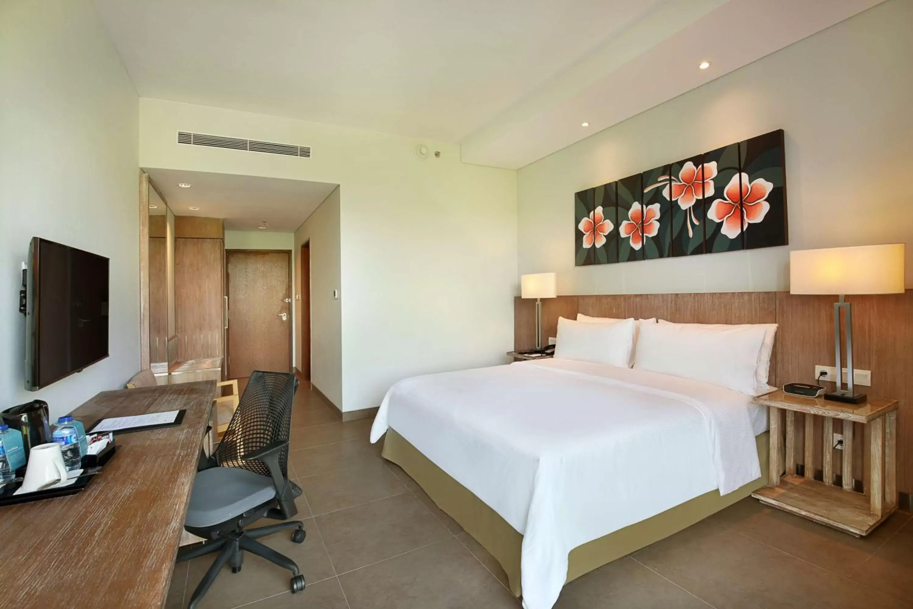 Bed in Hilton Garden Inn Bali Ngurah Rai Airport