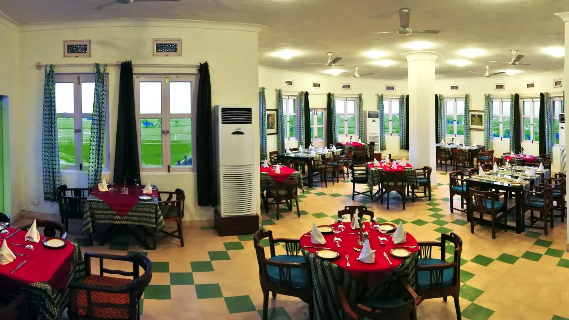 Buffet breakfast, Restaurant/Places to Eat in Neemrana's Hill Fort Kesroli