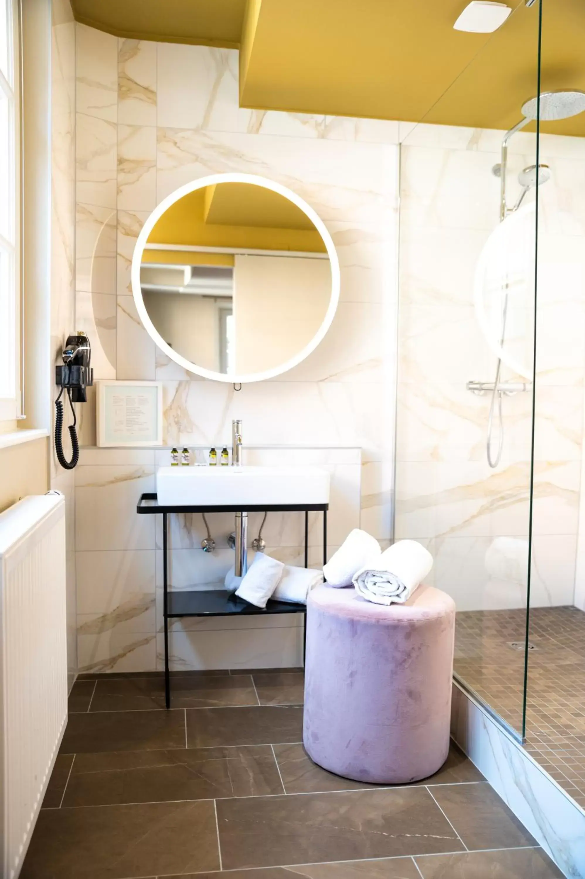 Bathroom in Hotel Suisse