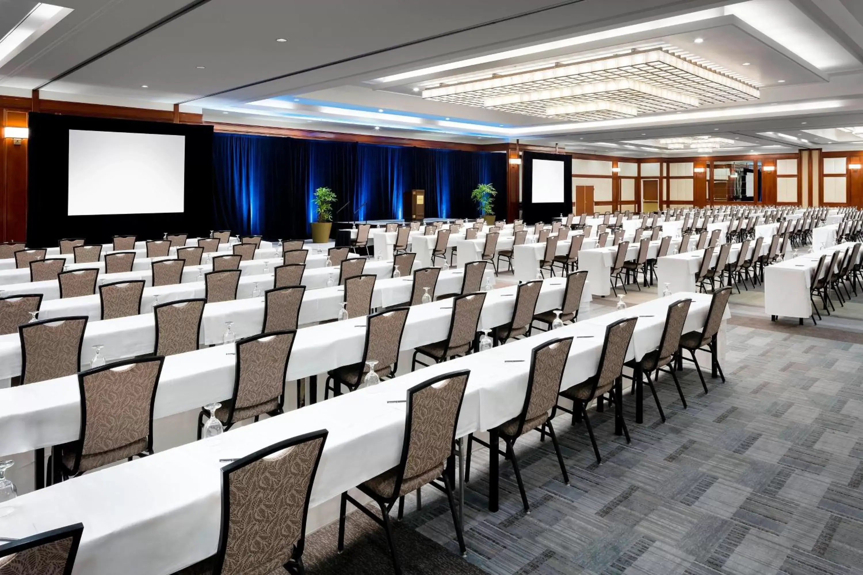 Meeting/conference room in The Westin Long Beach