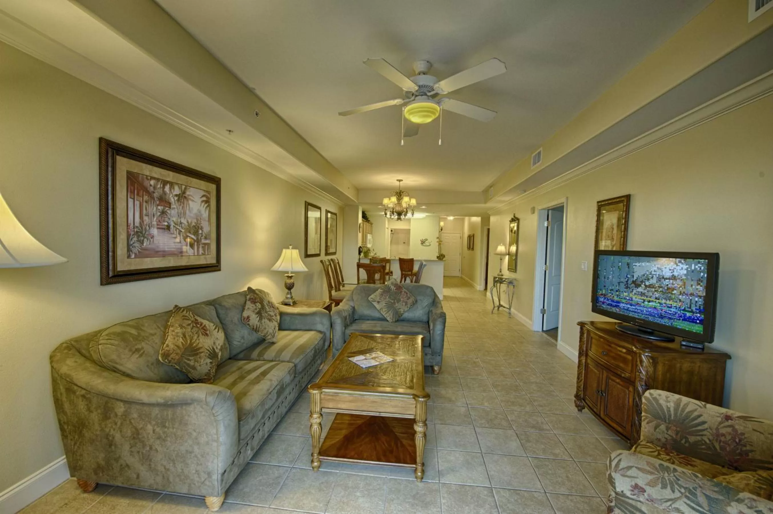 Living room, Seating Area in Blue Heron Beach Resort