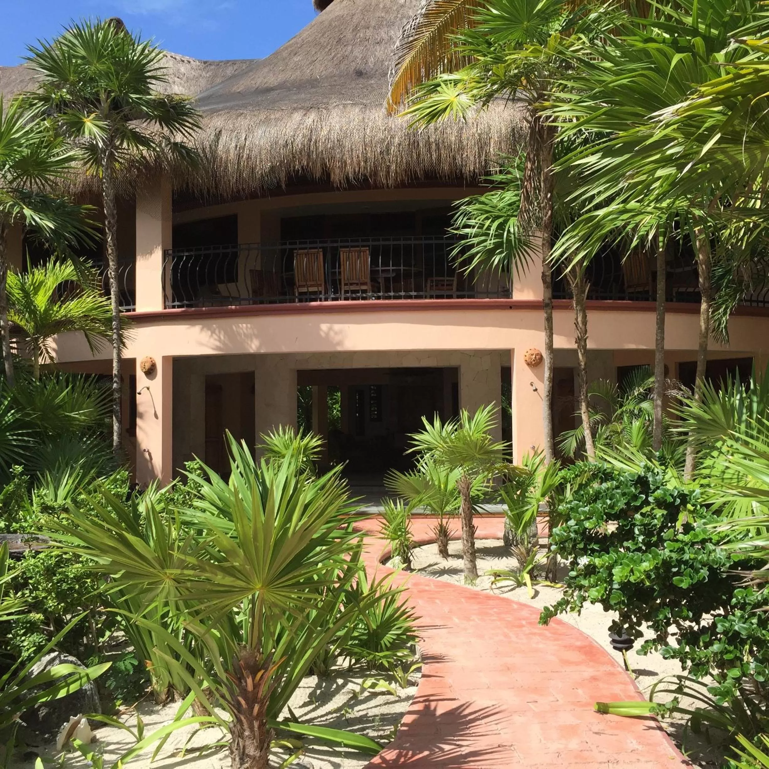 Nah Uxibal Villa and Casitas